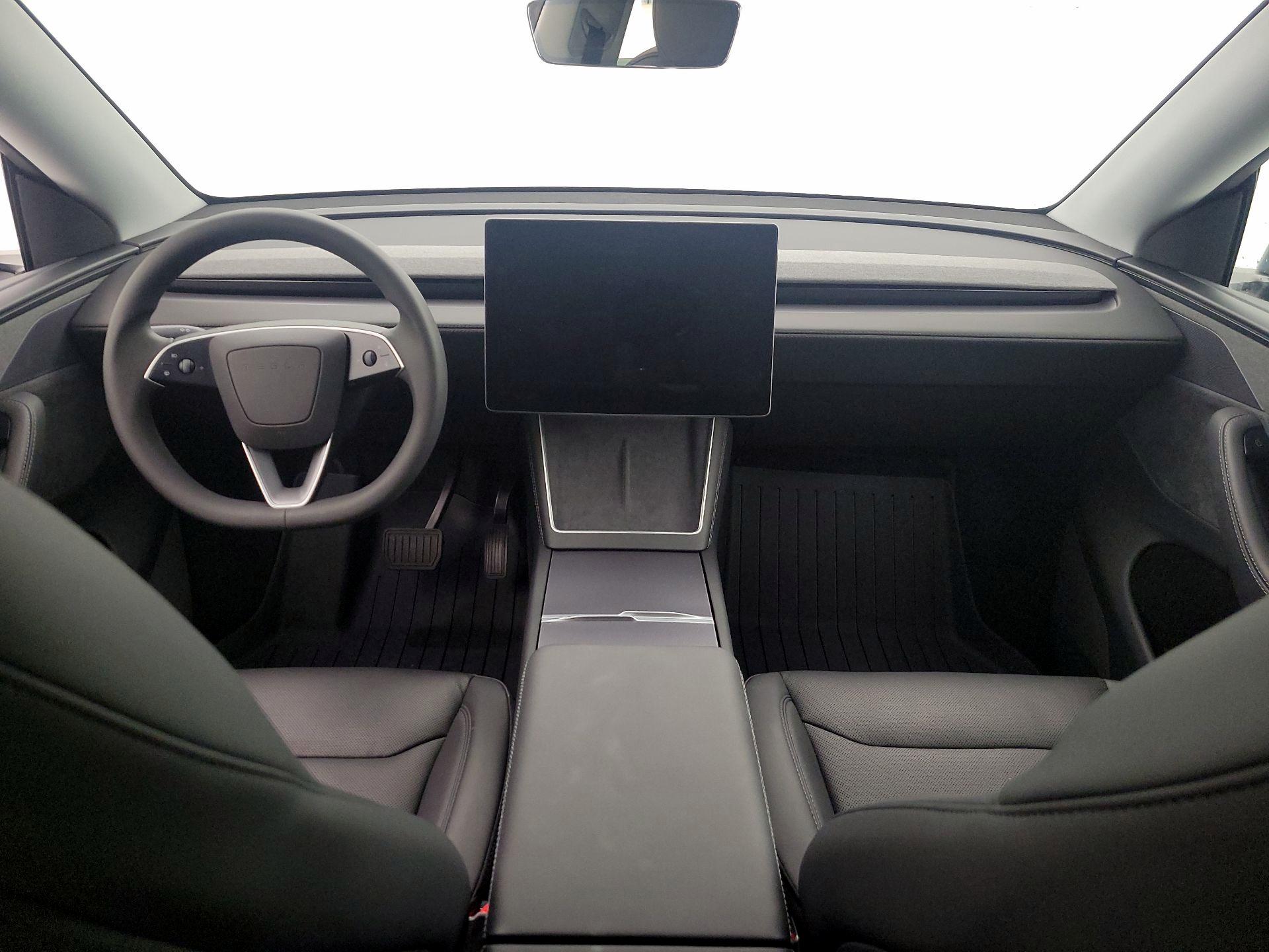 Thumbnail: 2026 Tesla Model Y - 9