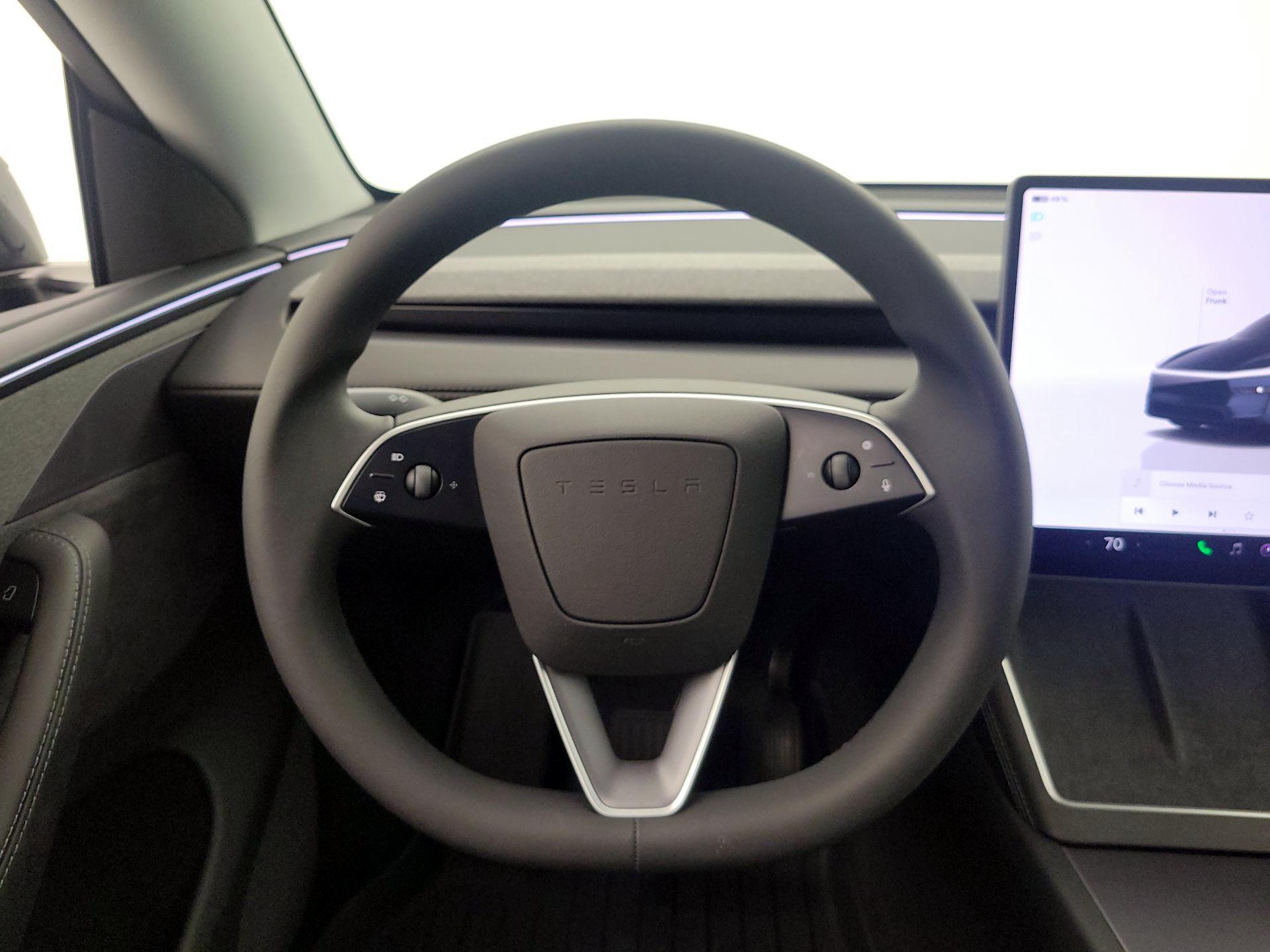 Thumbnail: 2026 Tesla Model Y - 10