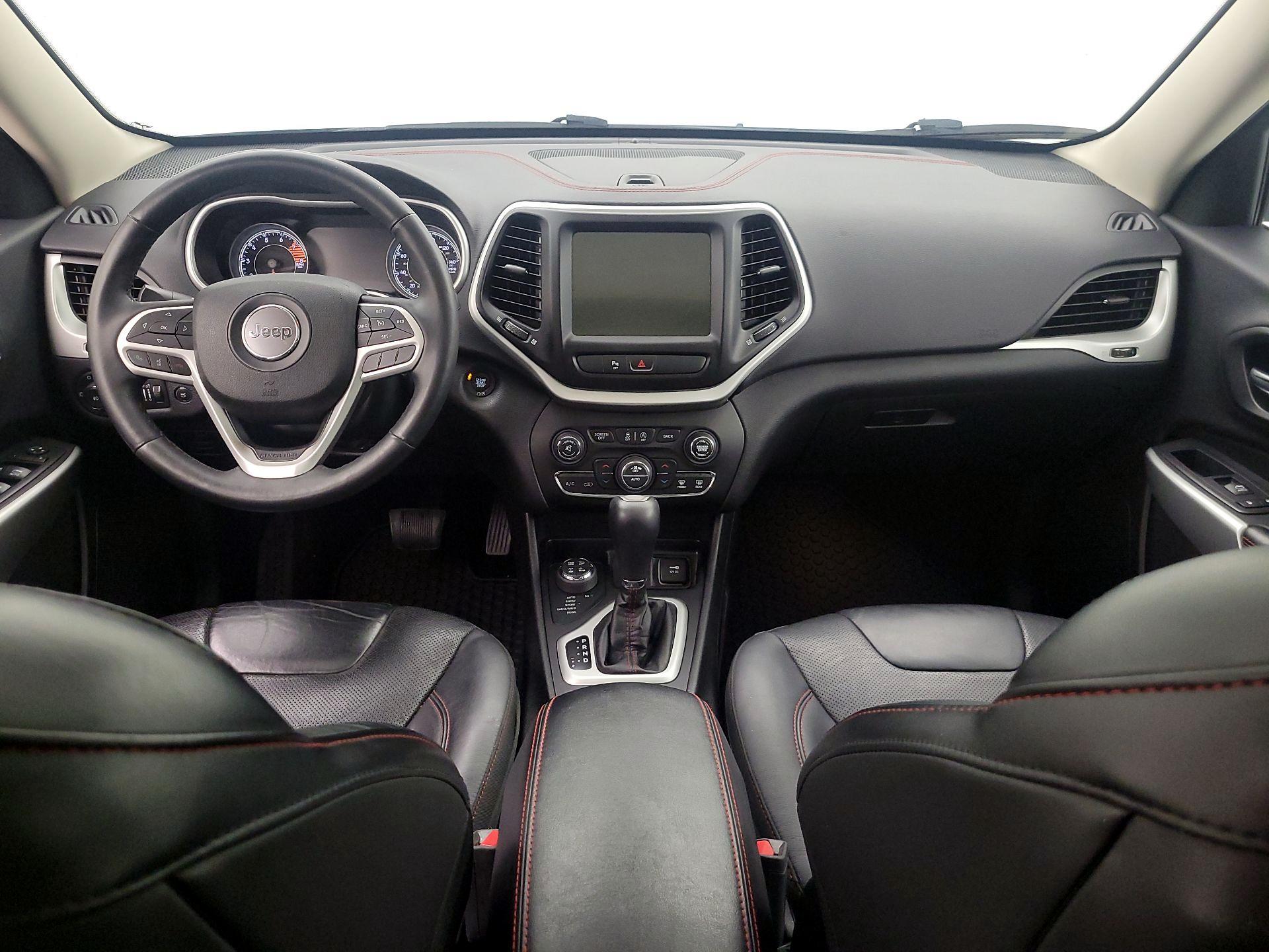 Thumbnail: 2017 Jeep Cherokee - 9