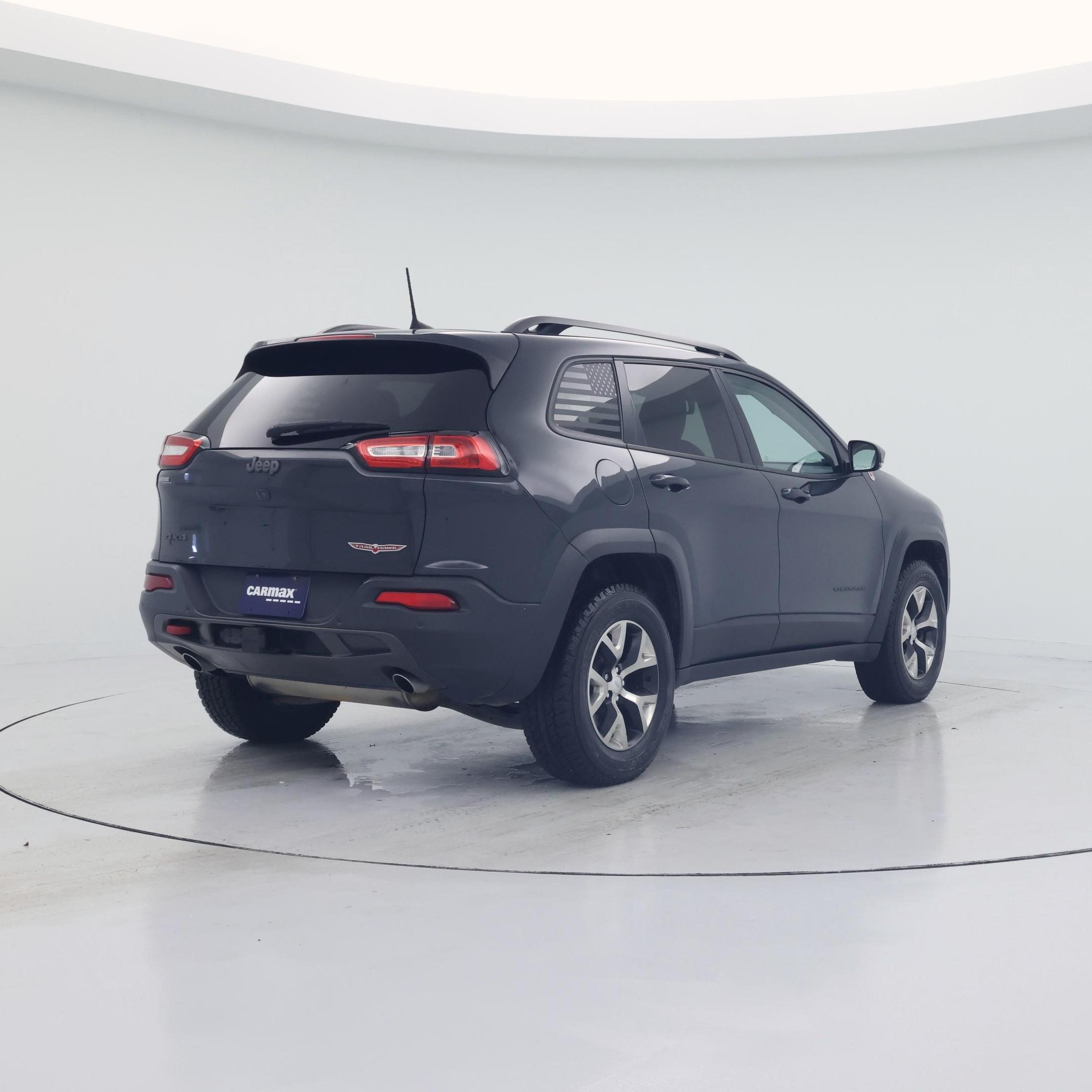 Thumbnail: 2017 Jeep Cherokee - 8