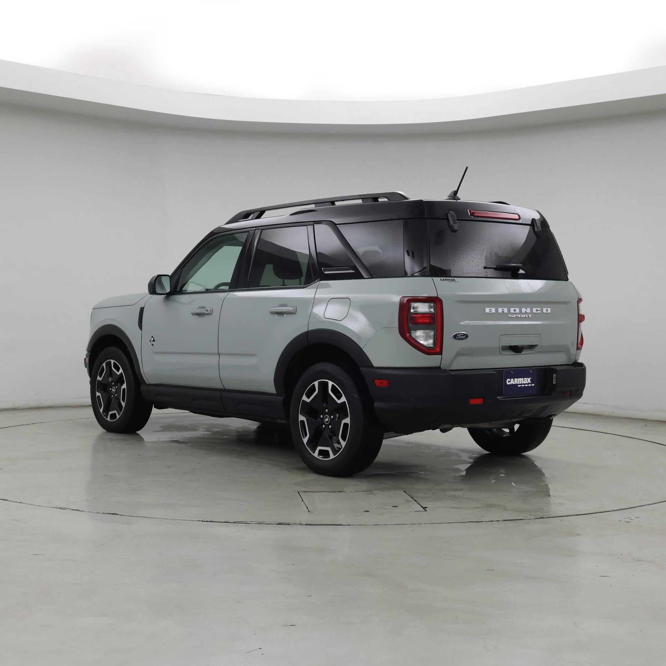 Thumbnail: 2022 Ford Bronco Sport - 2