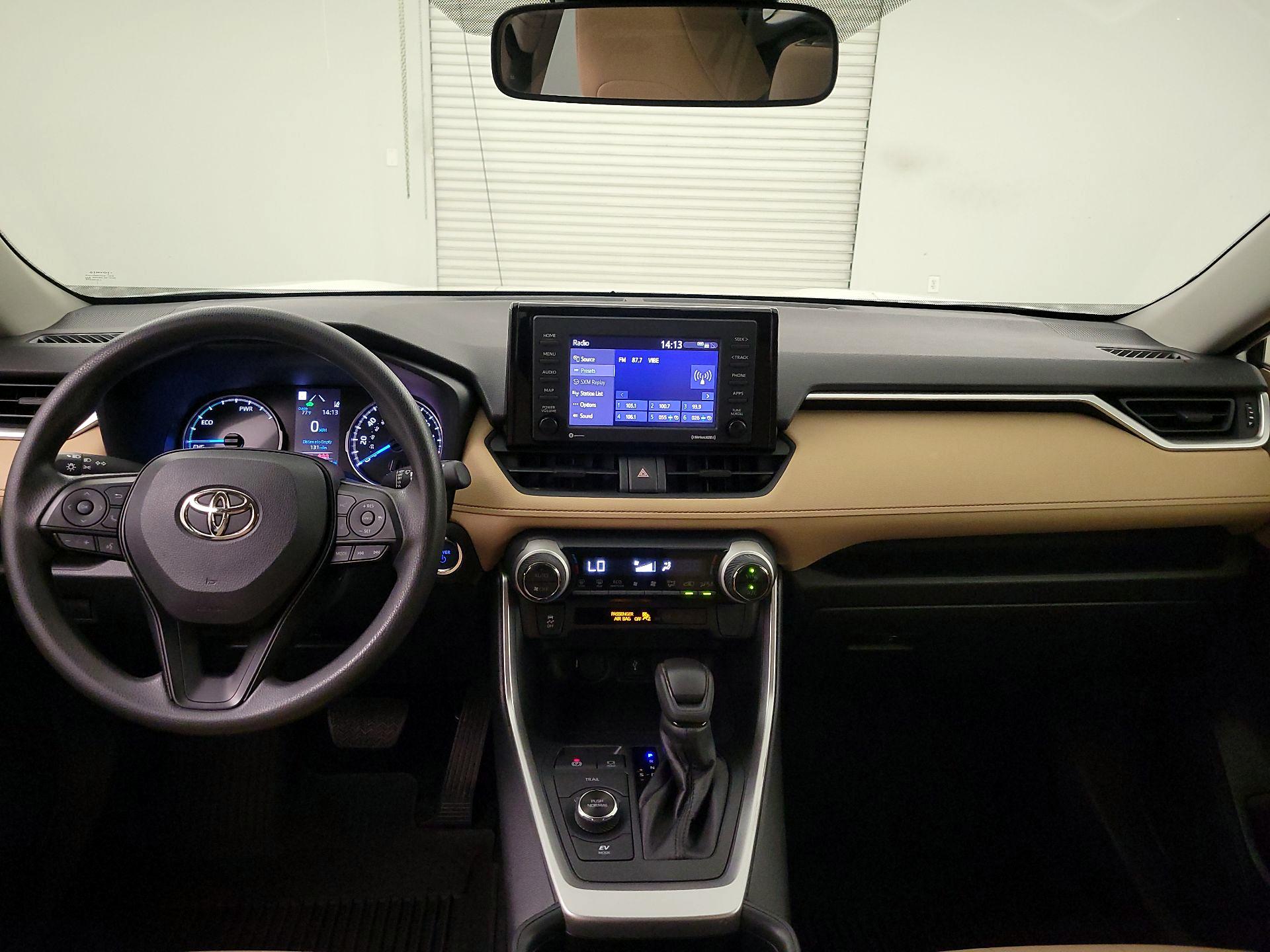 Thumbnail: 2022 Toyota RAV4 - 9