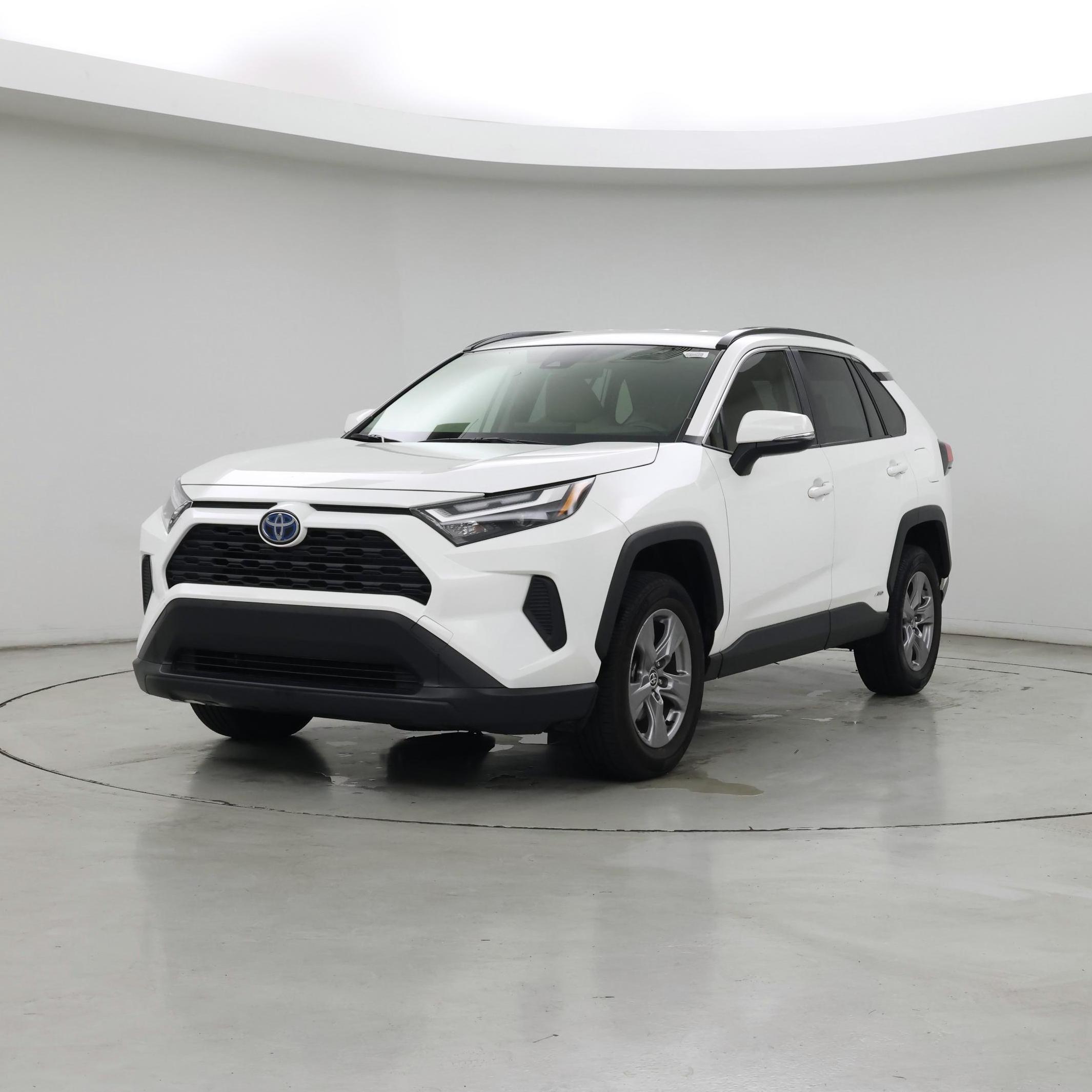 Thumbnail: 2022 Toyota RAV4 - 4