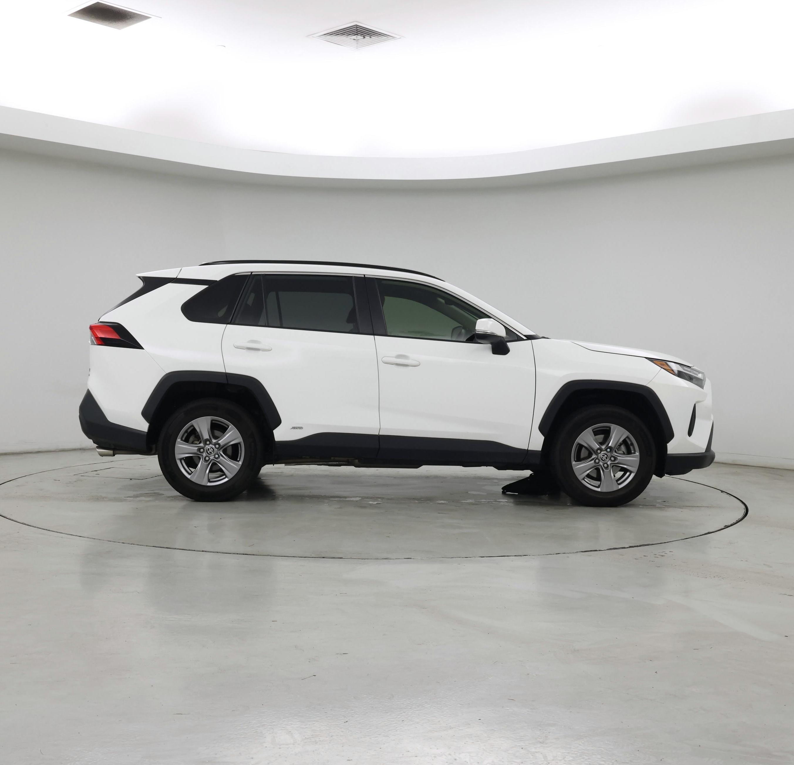 Thumbnail: 2022 Toyota RAV4 - 7