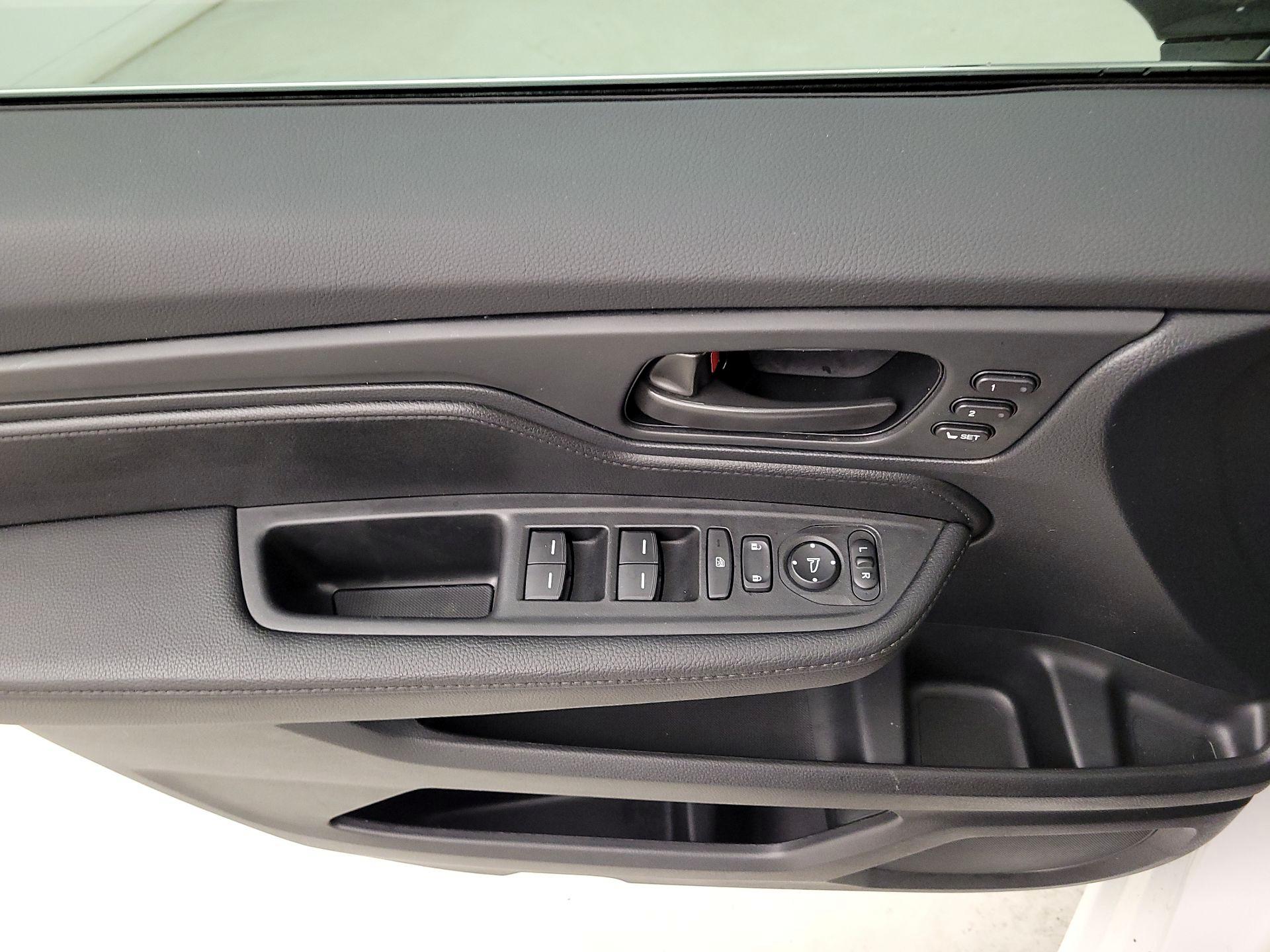 Thumbnail: 2024 Honda Odyssey - 12