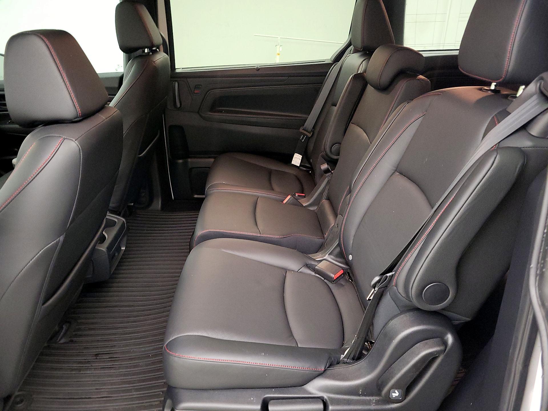 Thumbnail: 2024 Honda Odyssey - 20