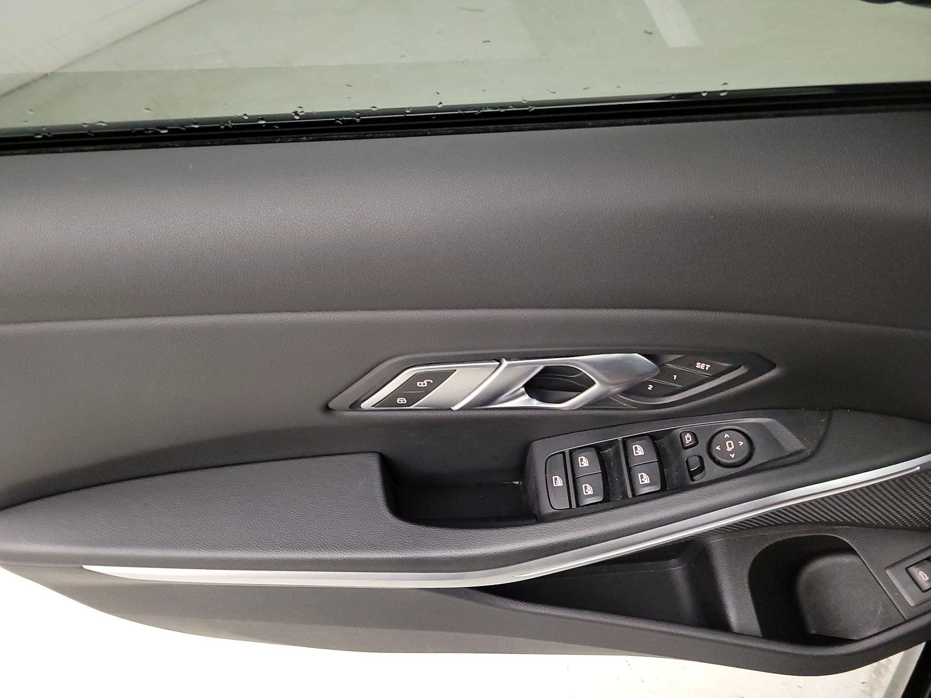 Thumbnail: 2023 BMW 3 Series - 12