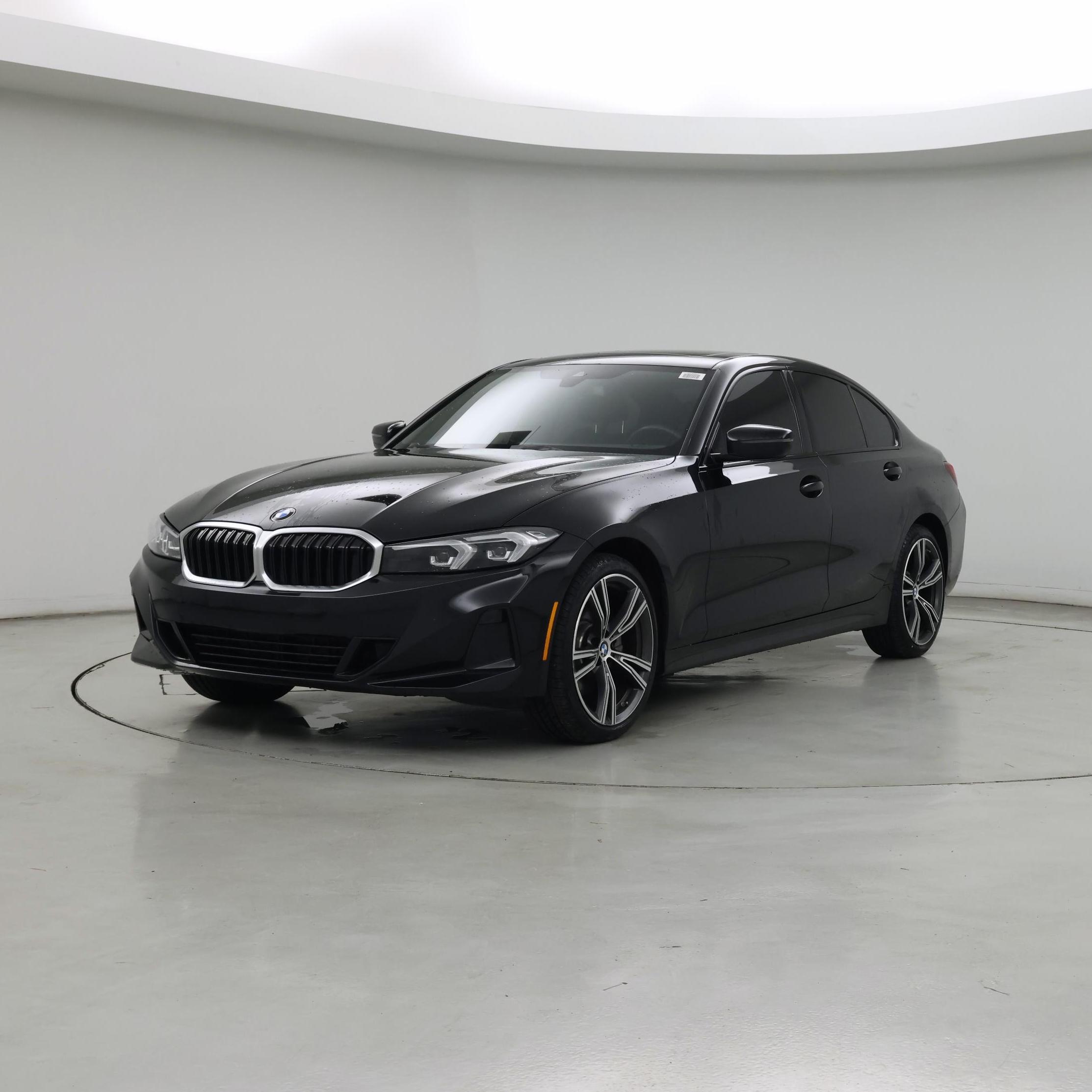 Thumbnail: 2023 BMW 3 Series - 4