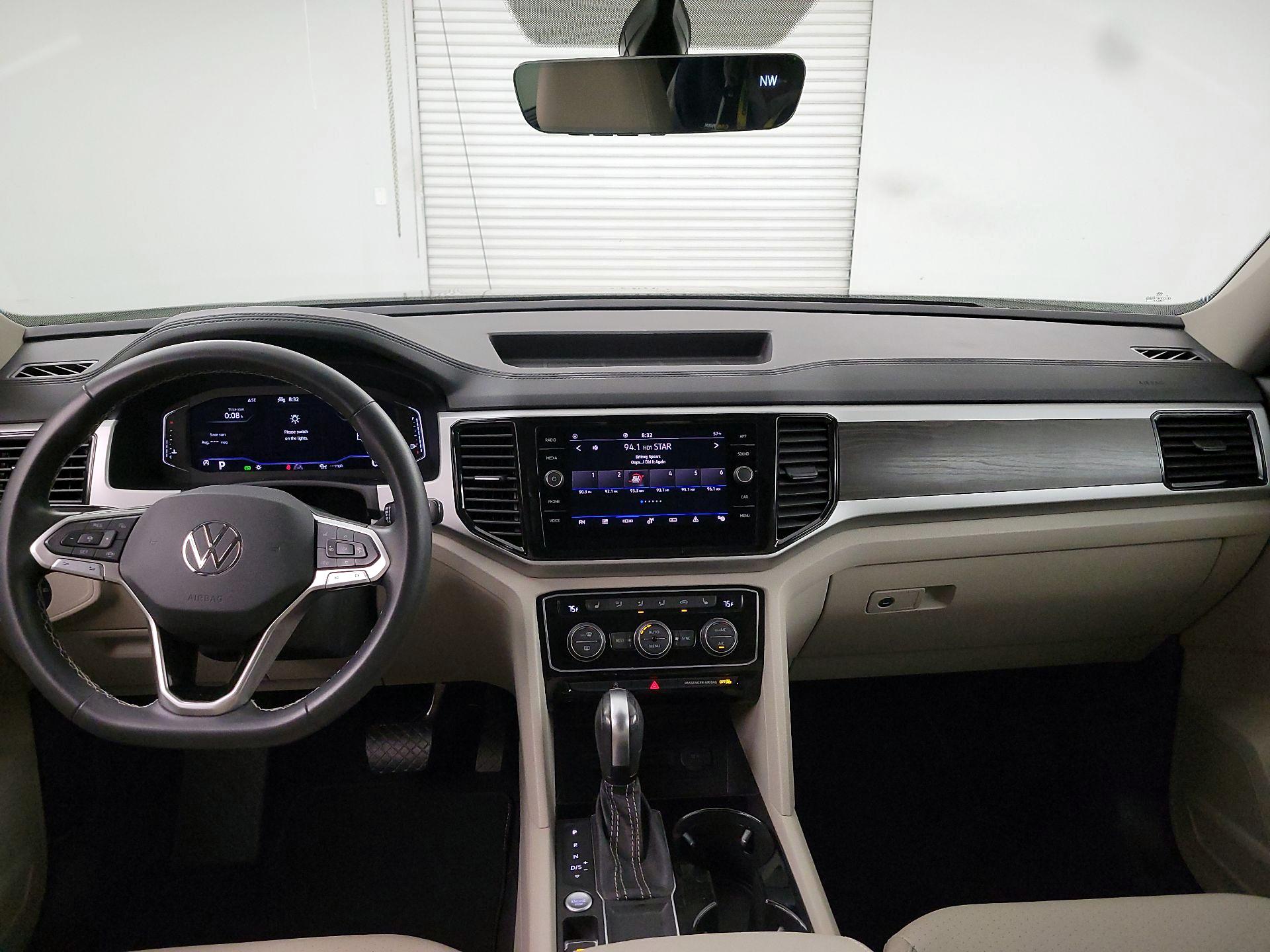 Thumbnail: 2023 Volkswagen Atlas - 9