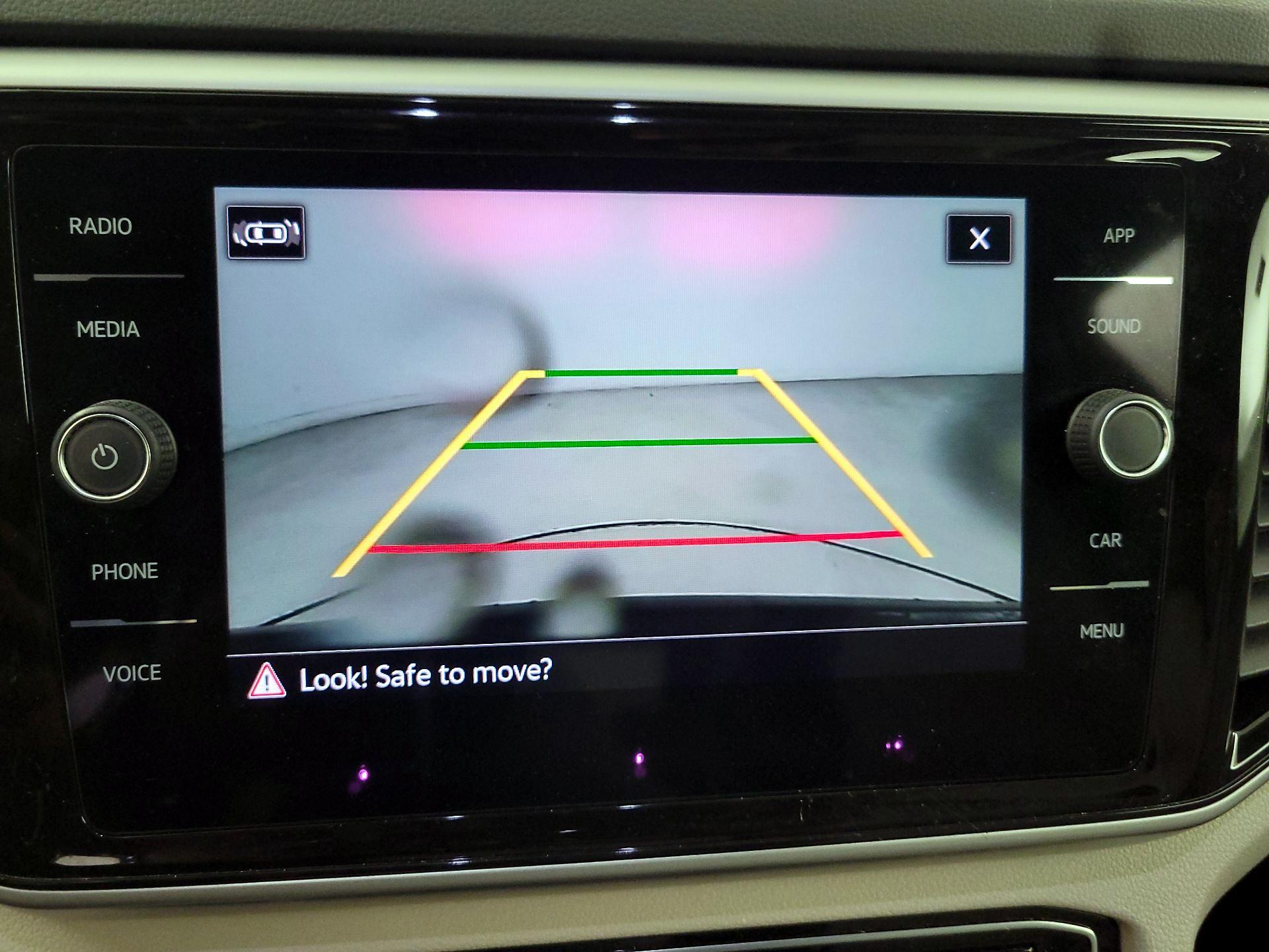 Thumbnail: 2023 Volkswagen Atlas - 14