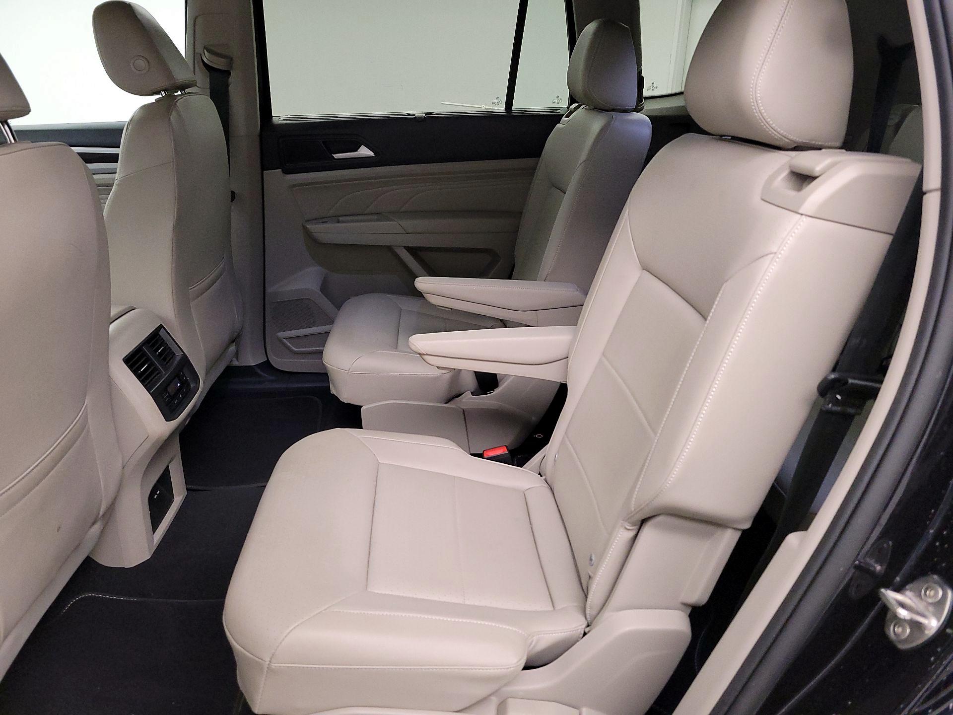 Thumbnail: 2023 Volkswagen Atlas - 19