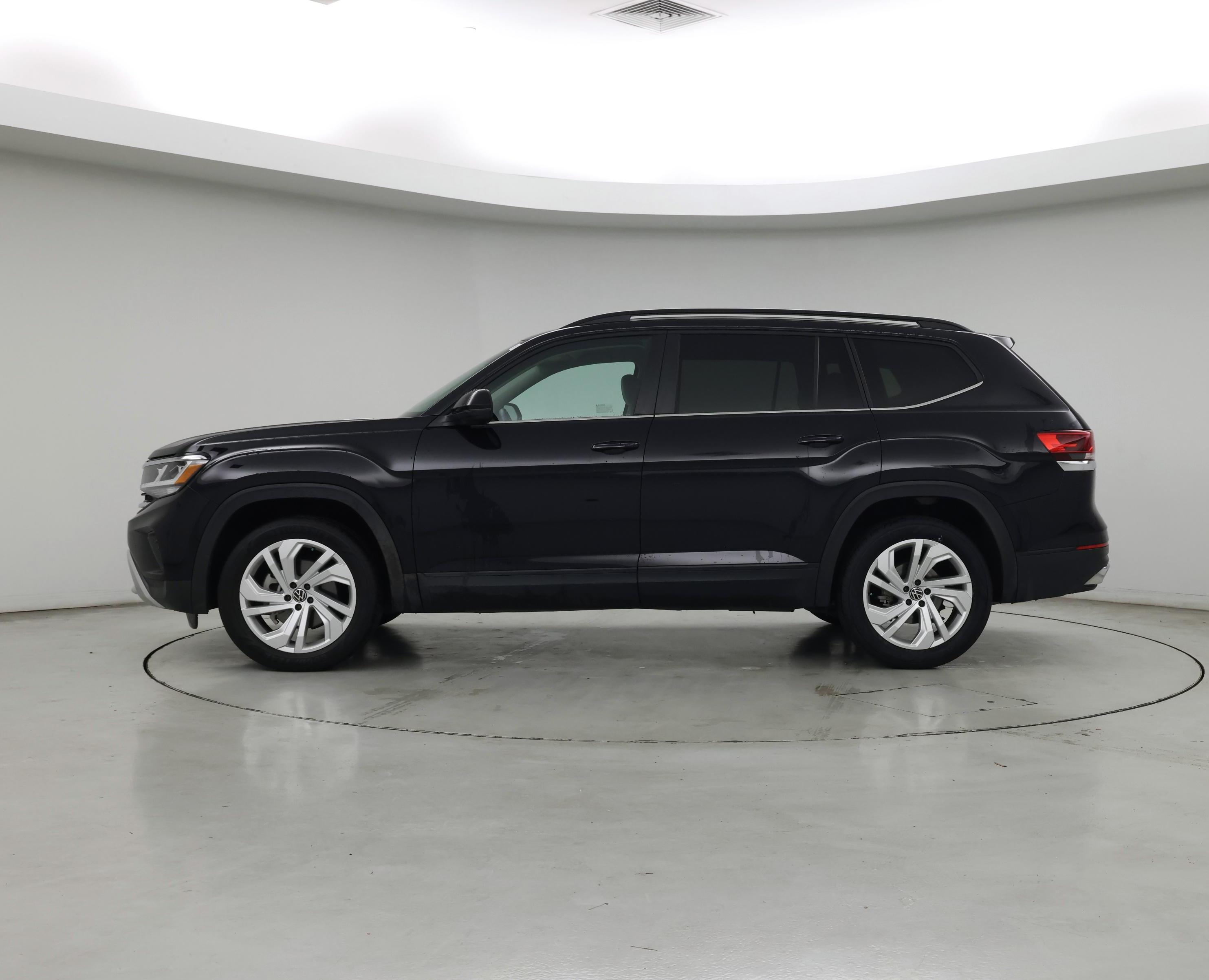 Thumbnail: 2023 Volkswagen Atlas - 3