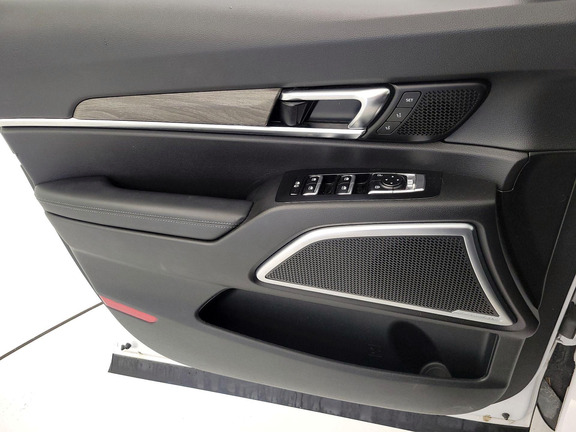 Thumbnail: 2022 Kia Telluride - 12