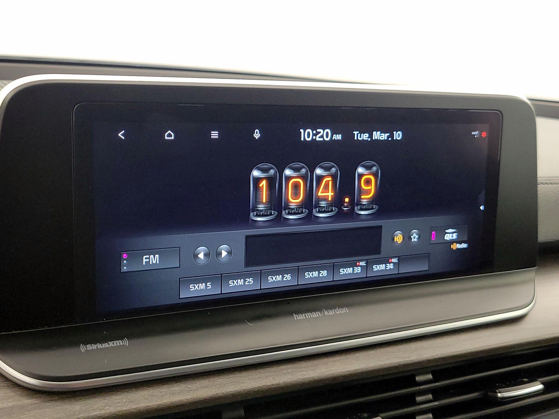 Thumbnail: 2022 Kia Telluride - 16