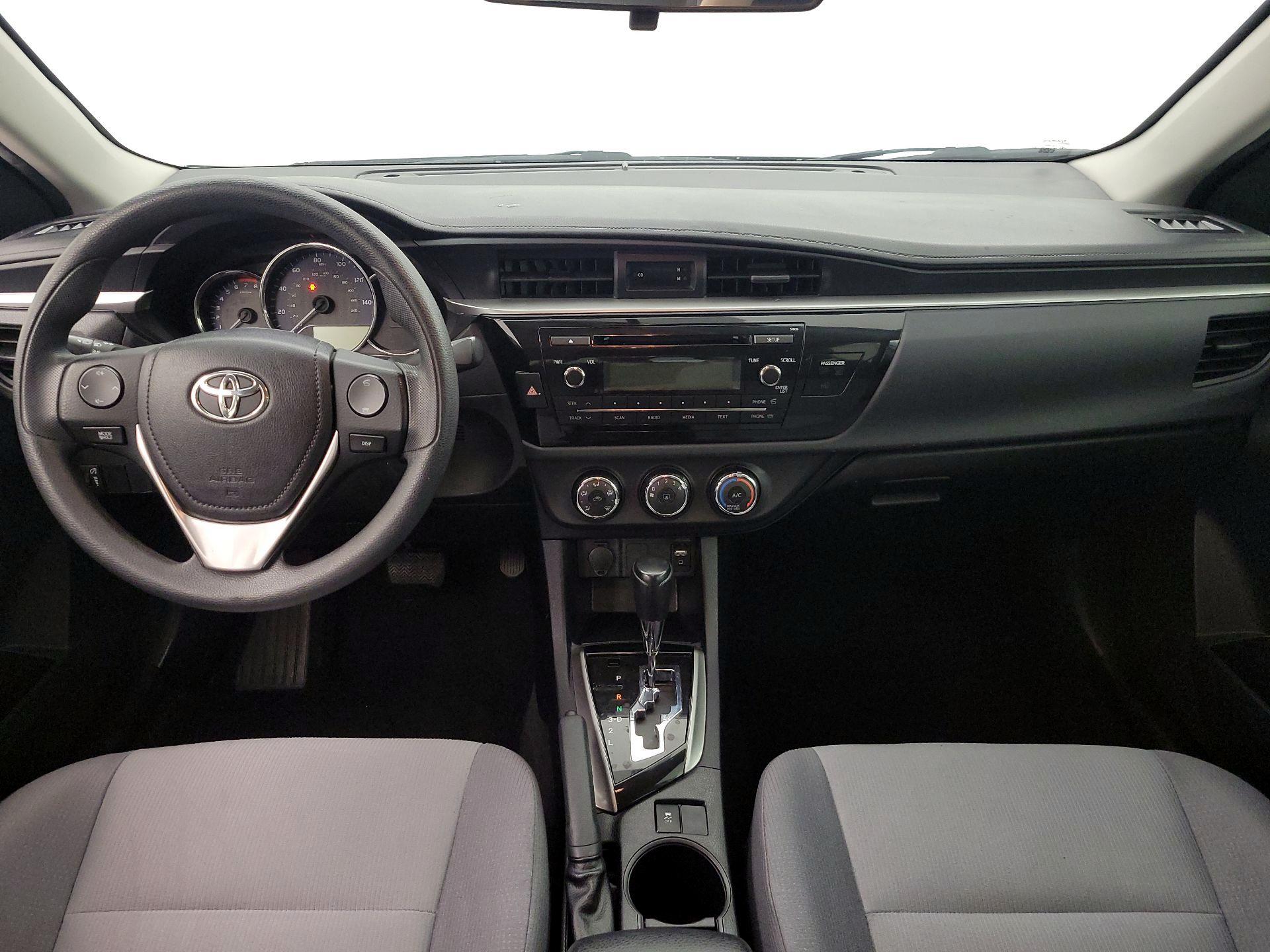 Thumbnail: 2015 Toyota Corolla - 9