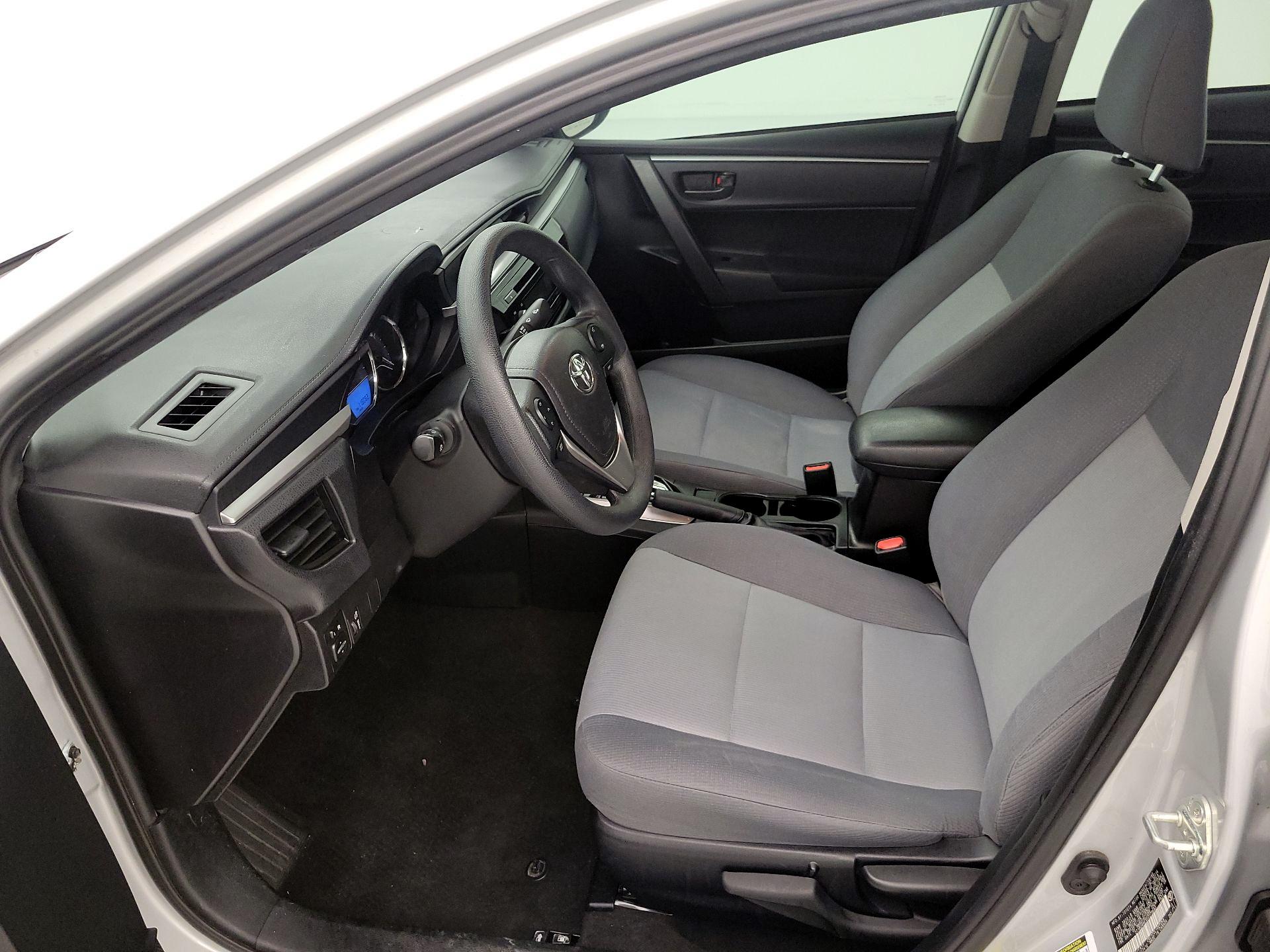 Thumbnail: 2015 Toyota Corolla - 11