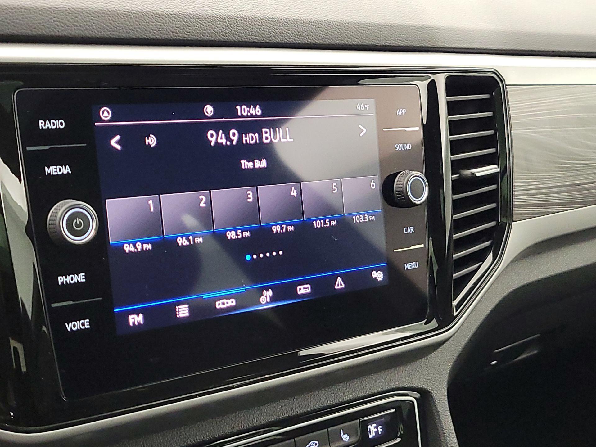 Thumbnail: 2022 Volkswagen Atlas - 15