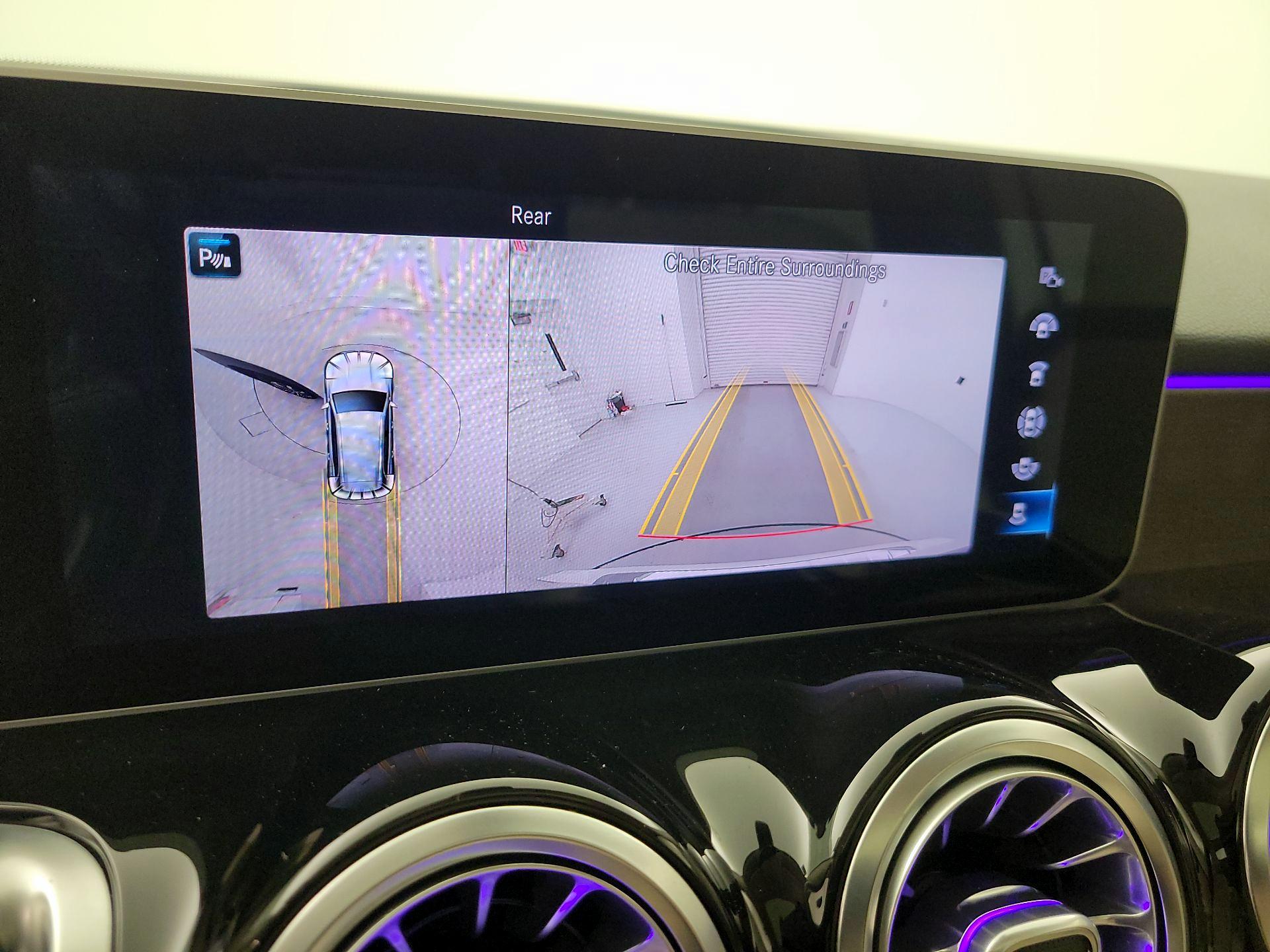 Thumbnail: 2021 Mercedes-Benz GLB - 14