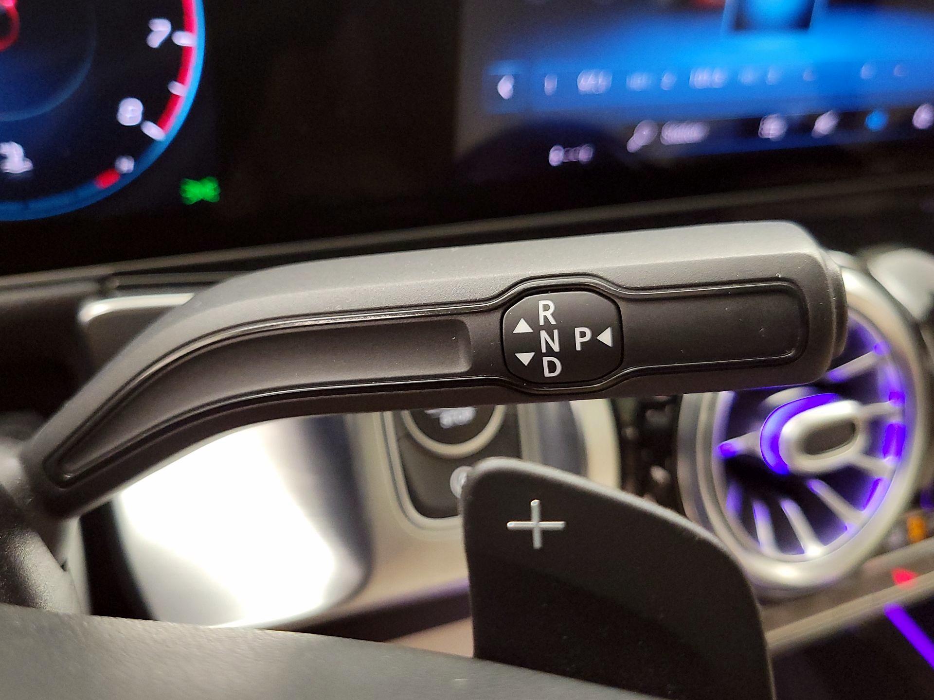 Thumbnail: 2021 Mercedes-Benz GLB - 17