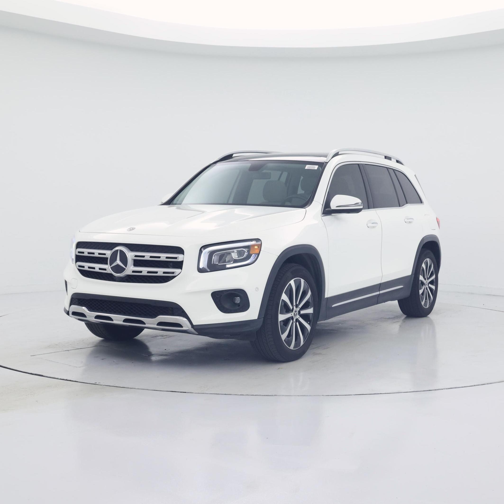 Thumbnail: 2021 Mercedes-Benz GLB - 4