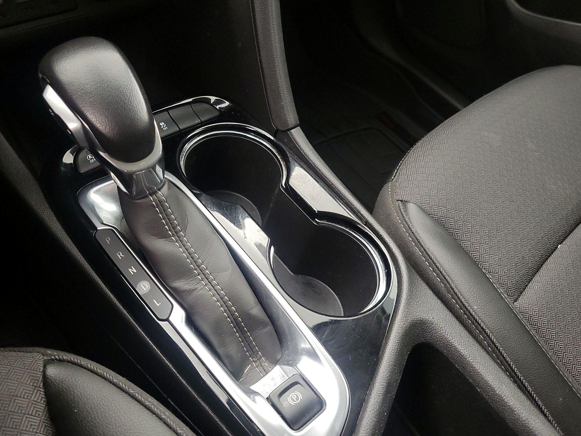 Thumbnail: 2022 Buick Encore GX - 17