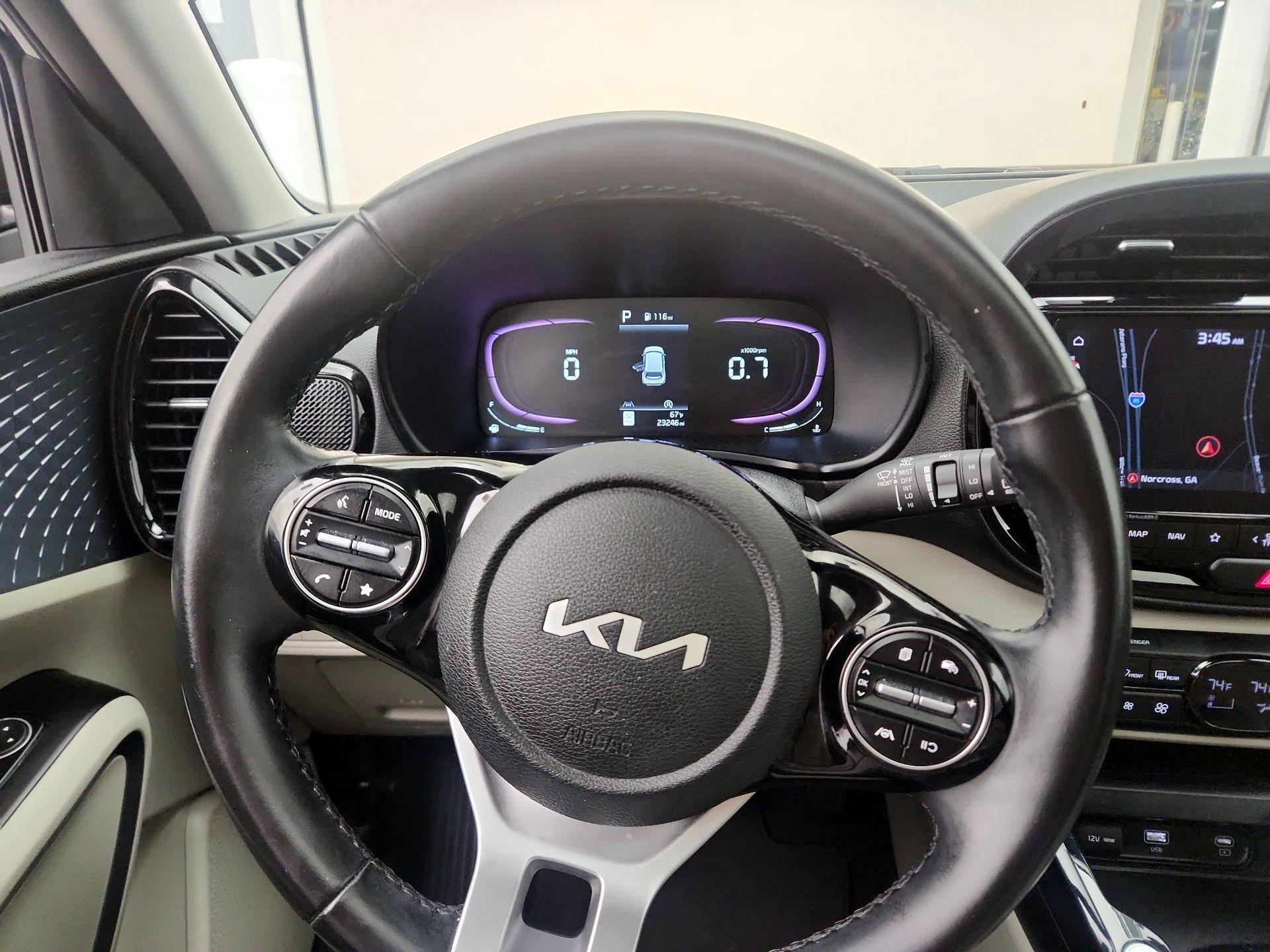 Thumbnail: 2023 Kia Soul - 10