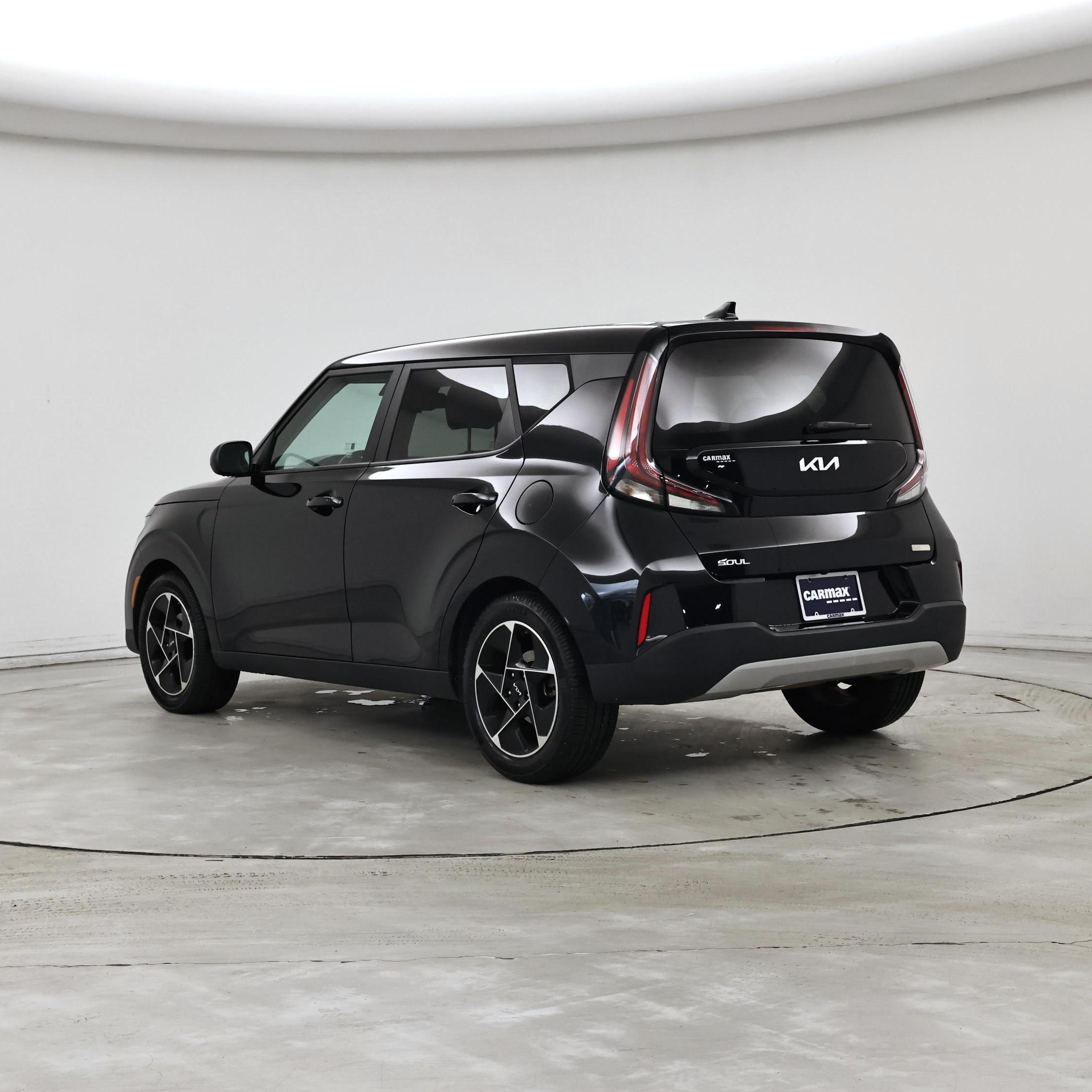 Thumbnail: 2023 Kia Soul - 2