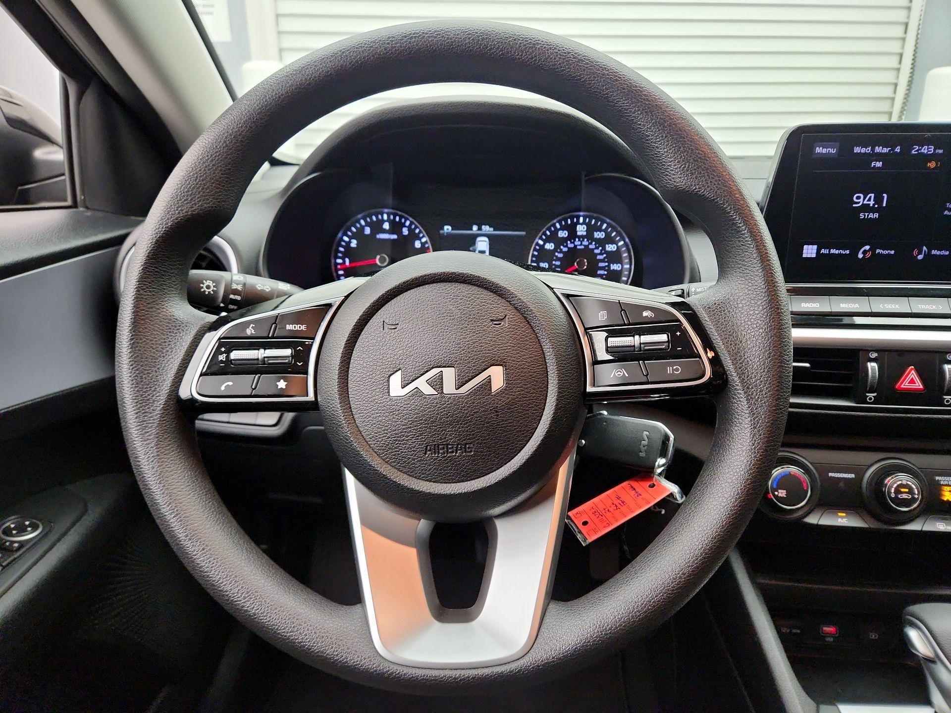 Thumbnail: 2024 Kia Forte - 10