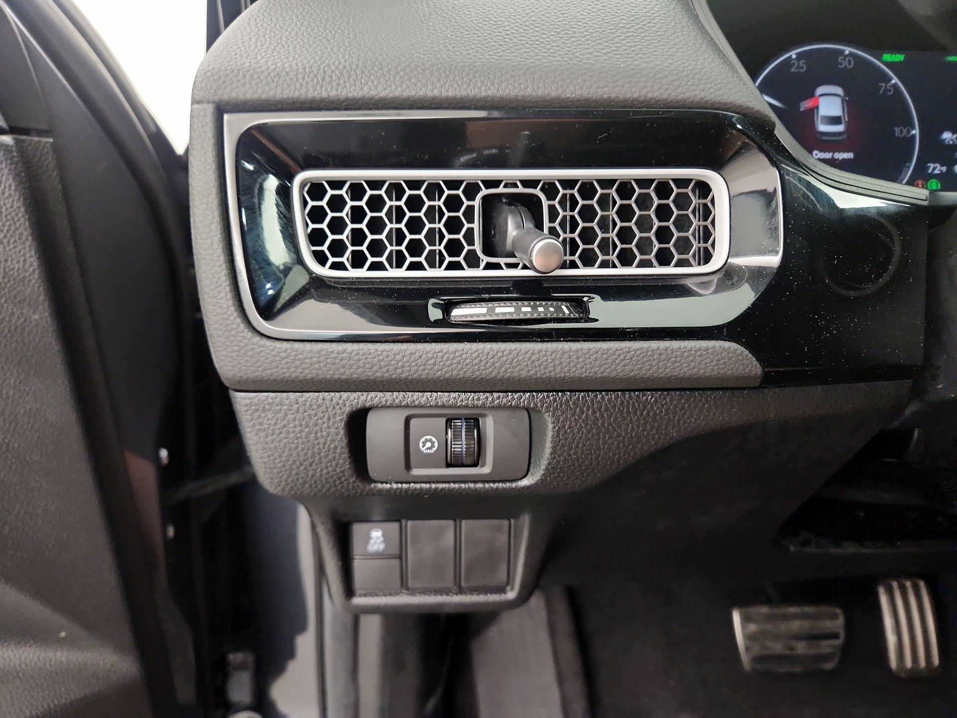 Thumbnail: 2025 Honda Civic - 13