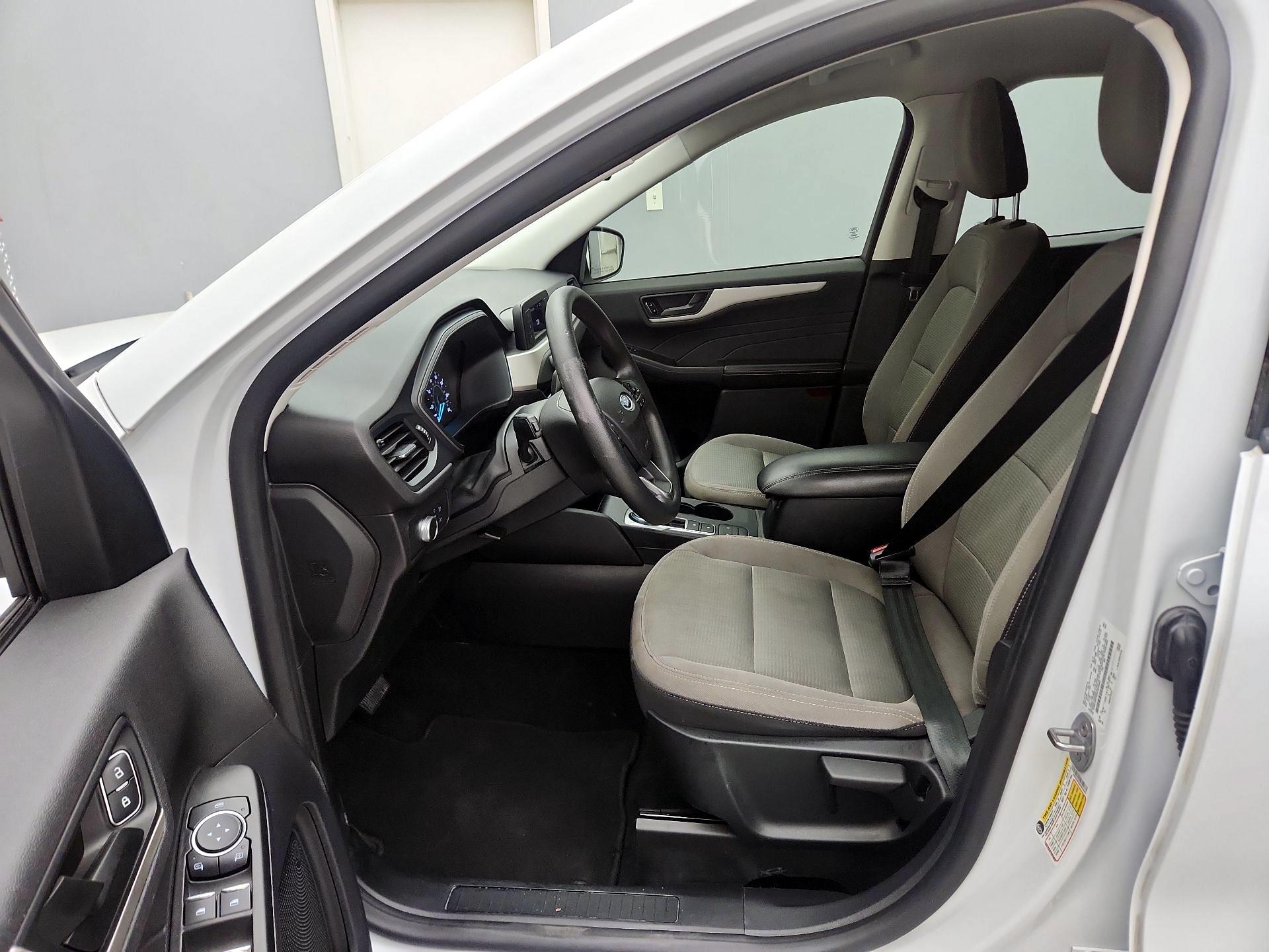 Thumbnail: 2022 Ford Escape - 11