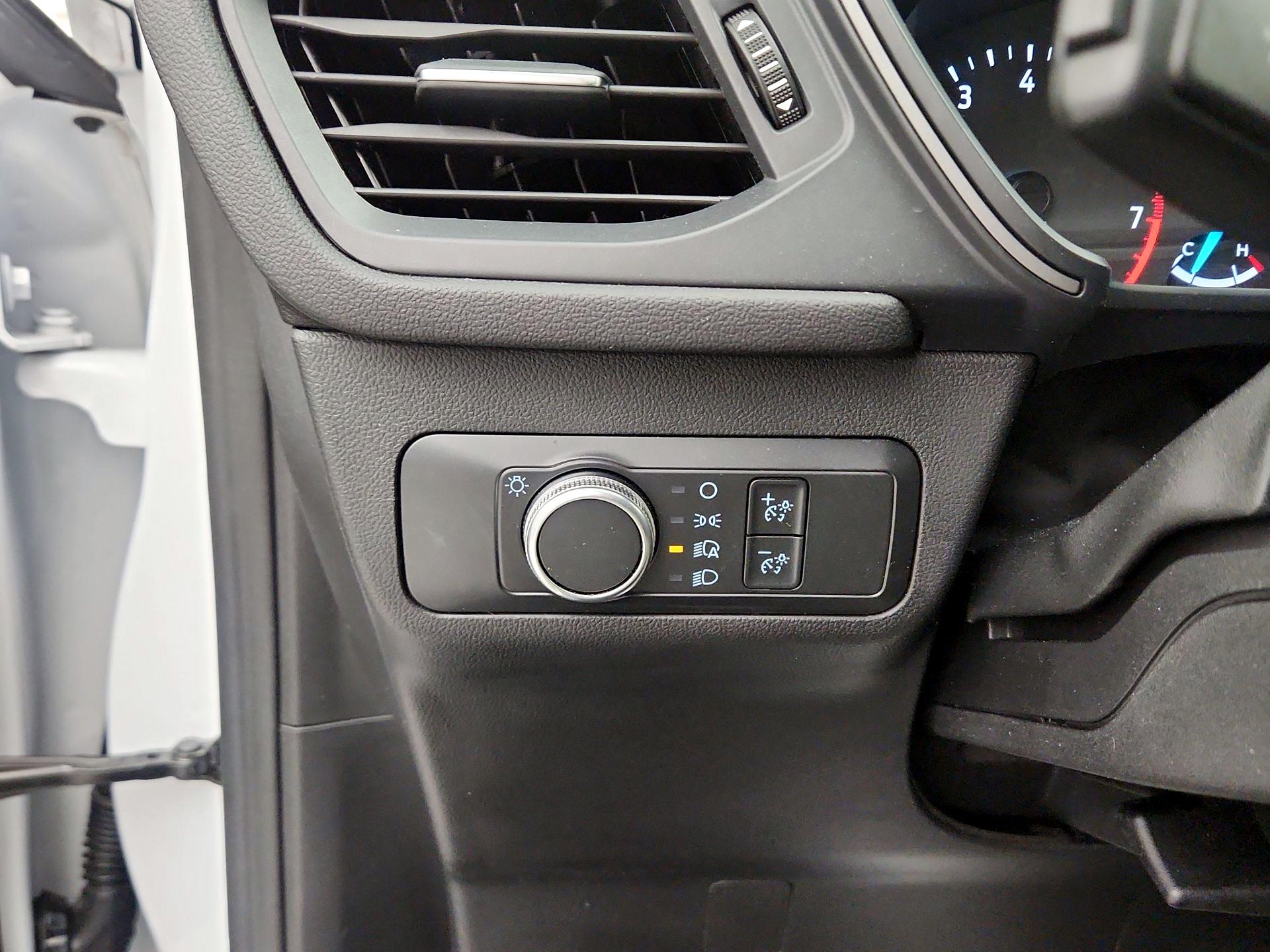 Thumbnail: 2022 Ford Escape - 13