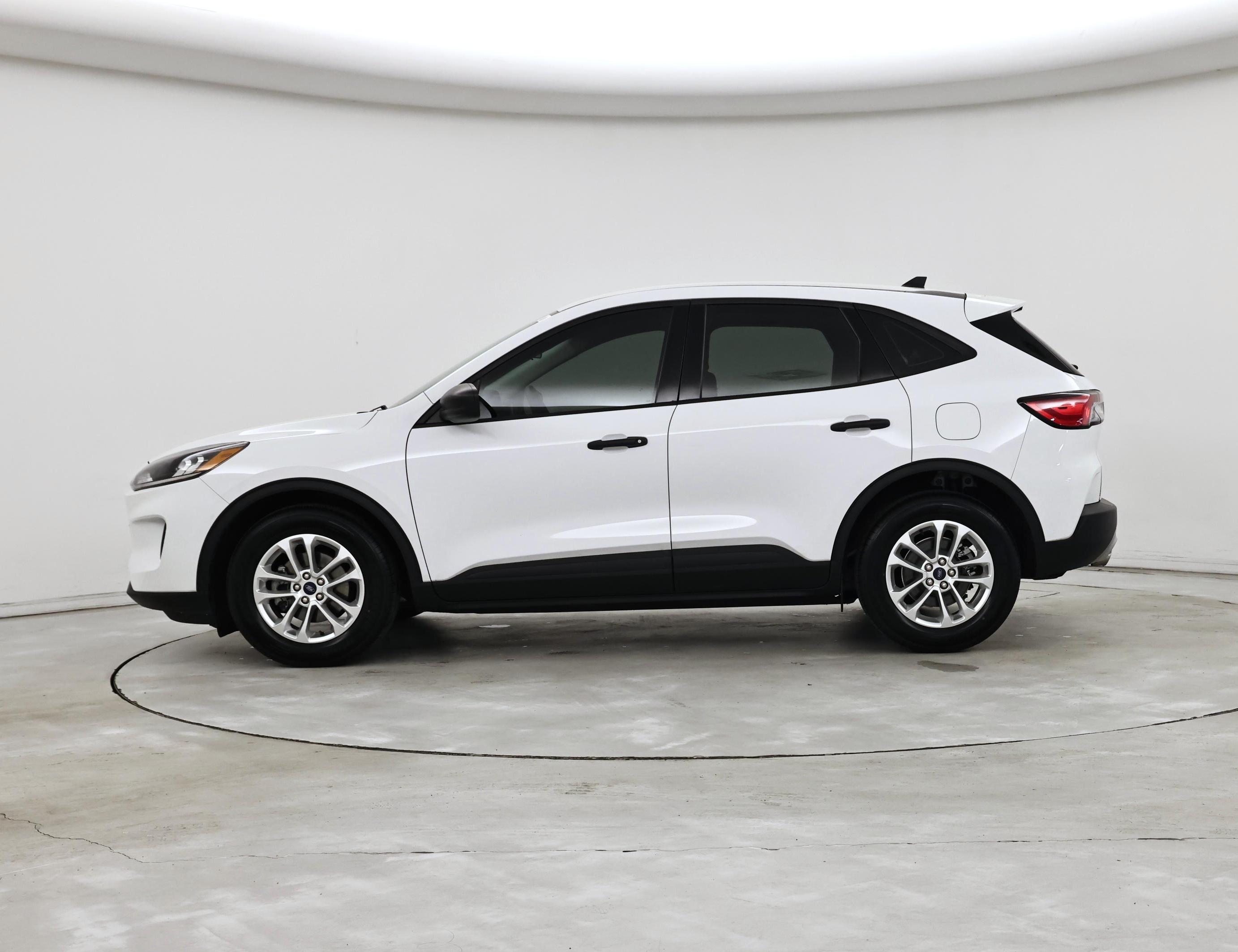 Thumbnail: 2022 Ford Escape - 3