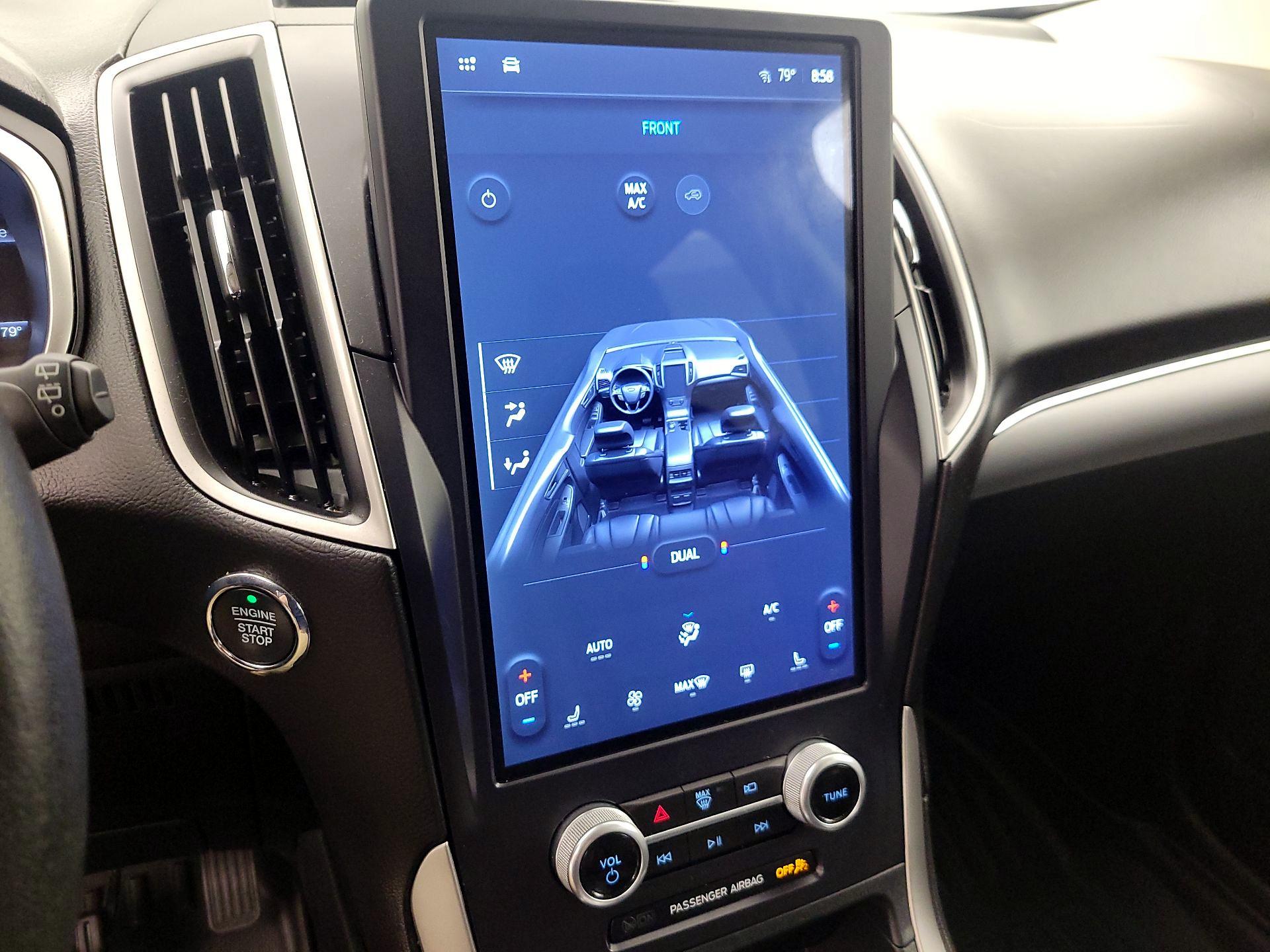 Thumbnail: 2021 Ford Edge - 17