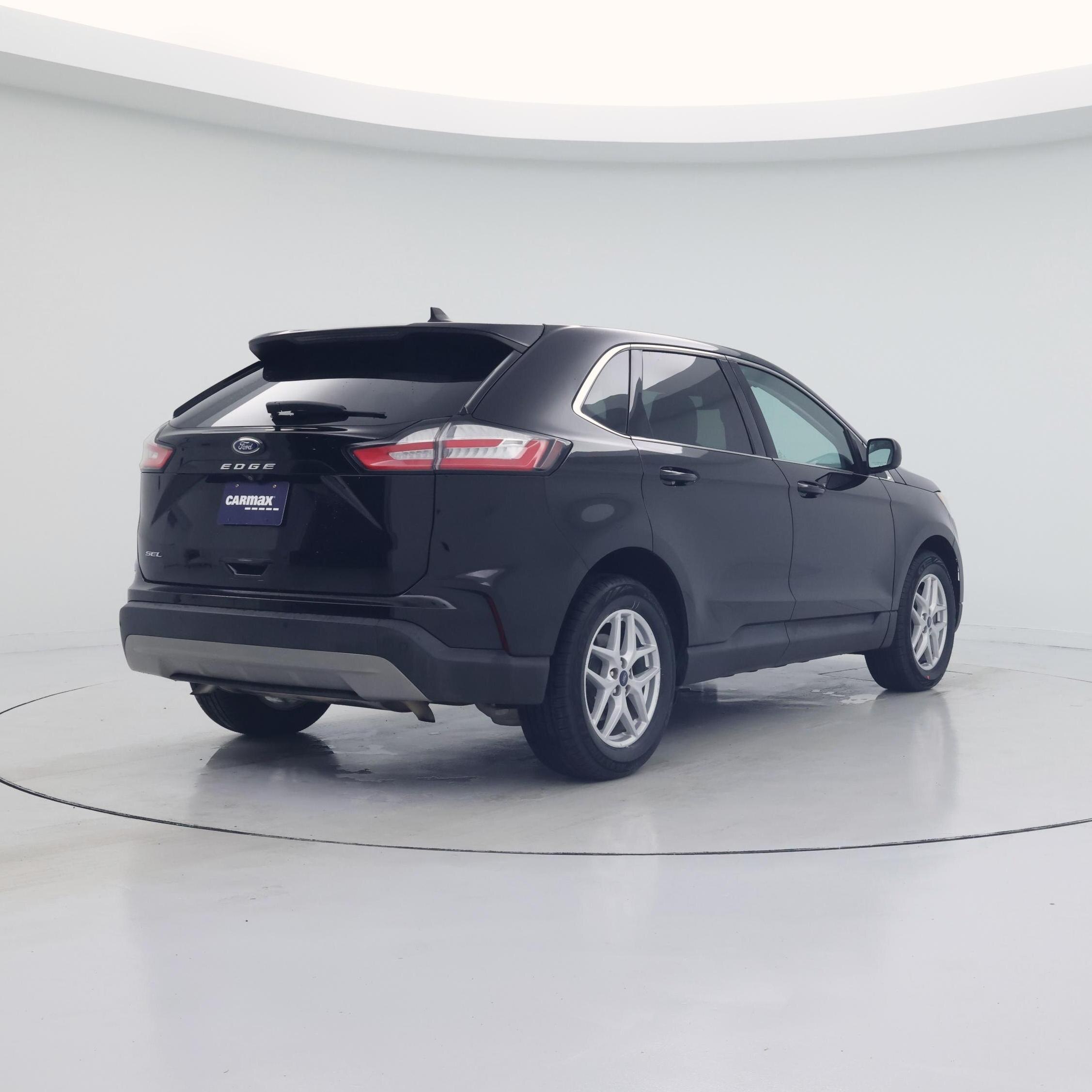 Thumbnail: 2021 Ford Edge - 8