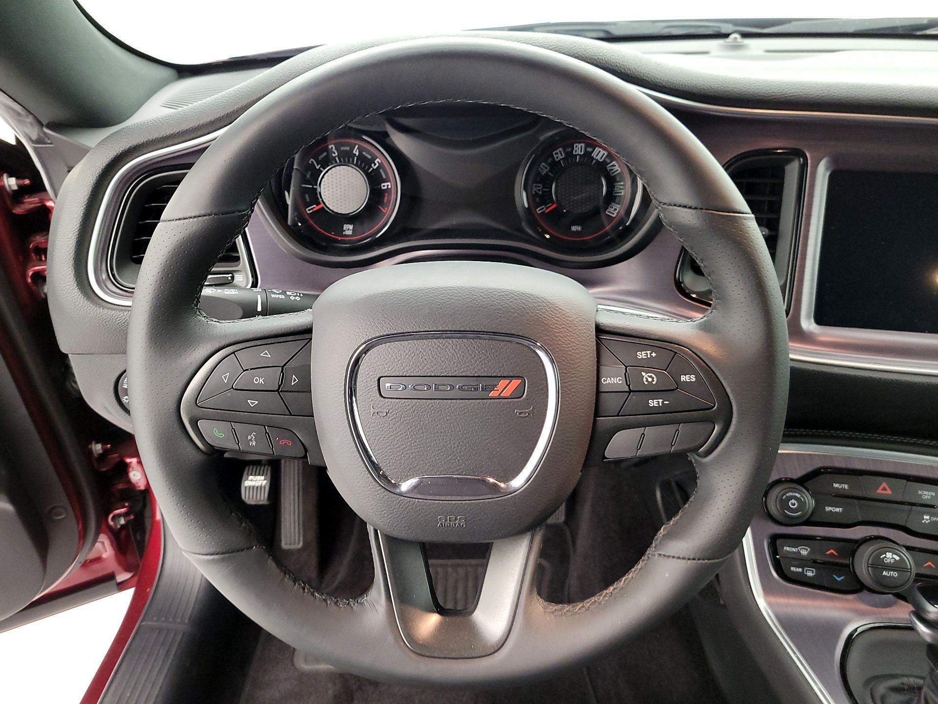 Thumbnail: 2017 Dodge Challenger - 10