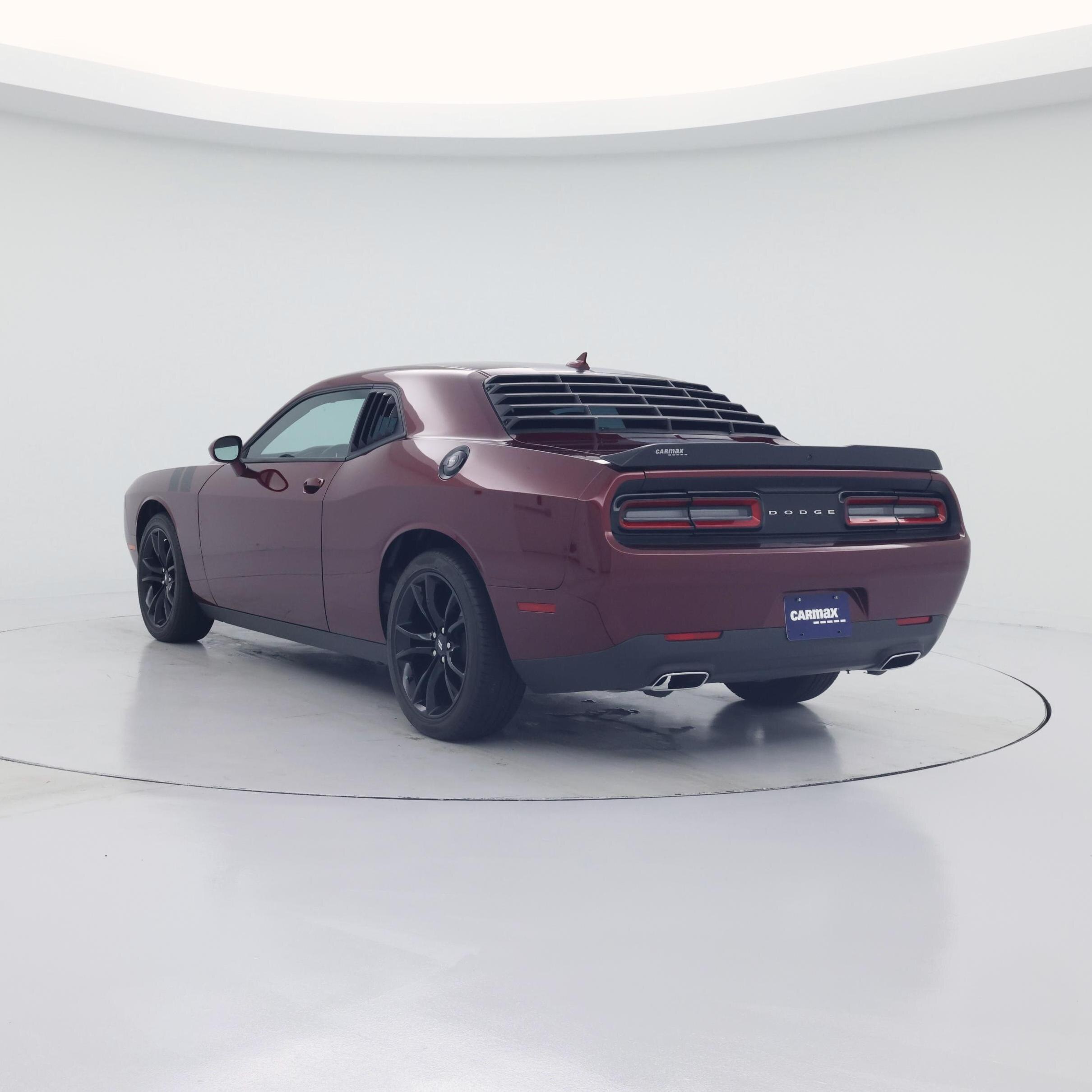 Thumbnail: 2017 Dodge Challenger - 2