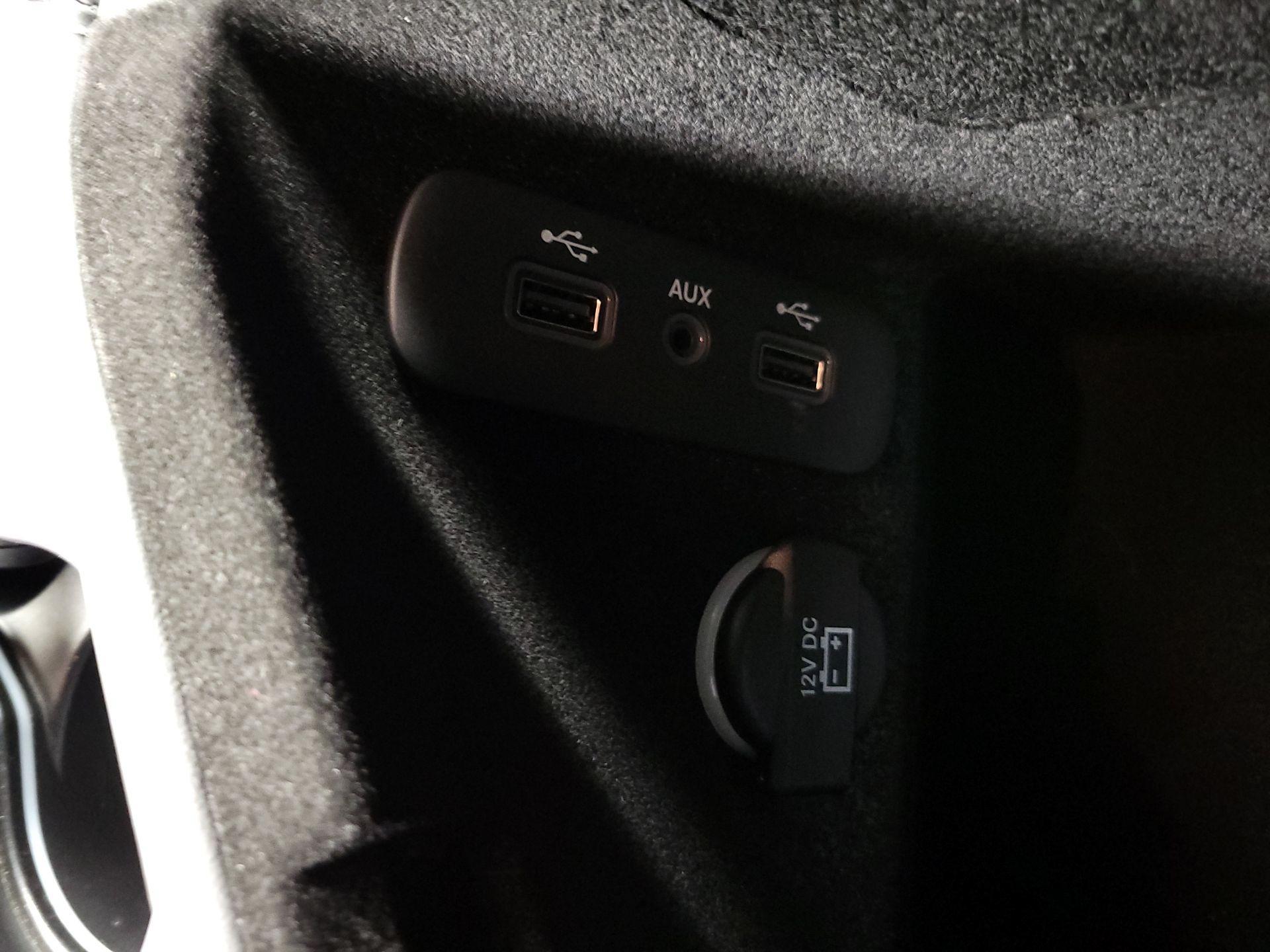 Thumbnail: 2017 Dodge Challenger - 19