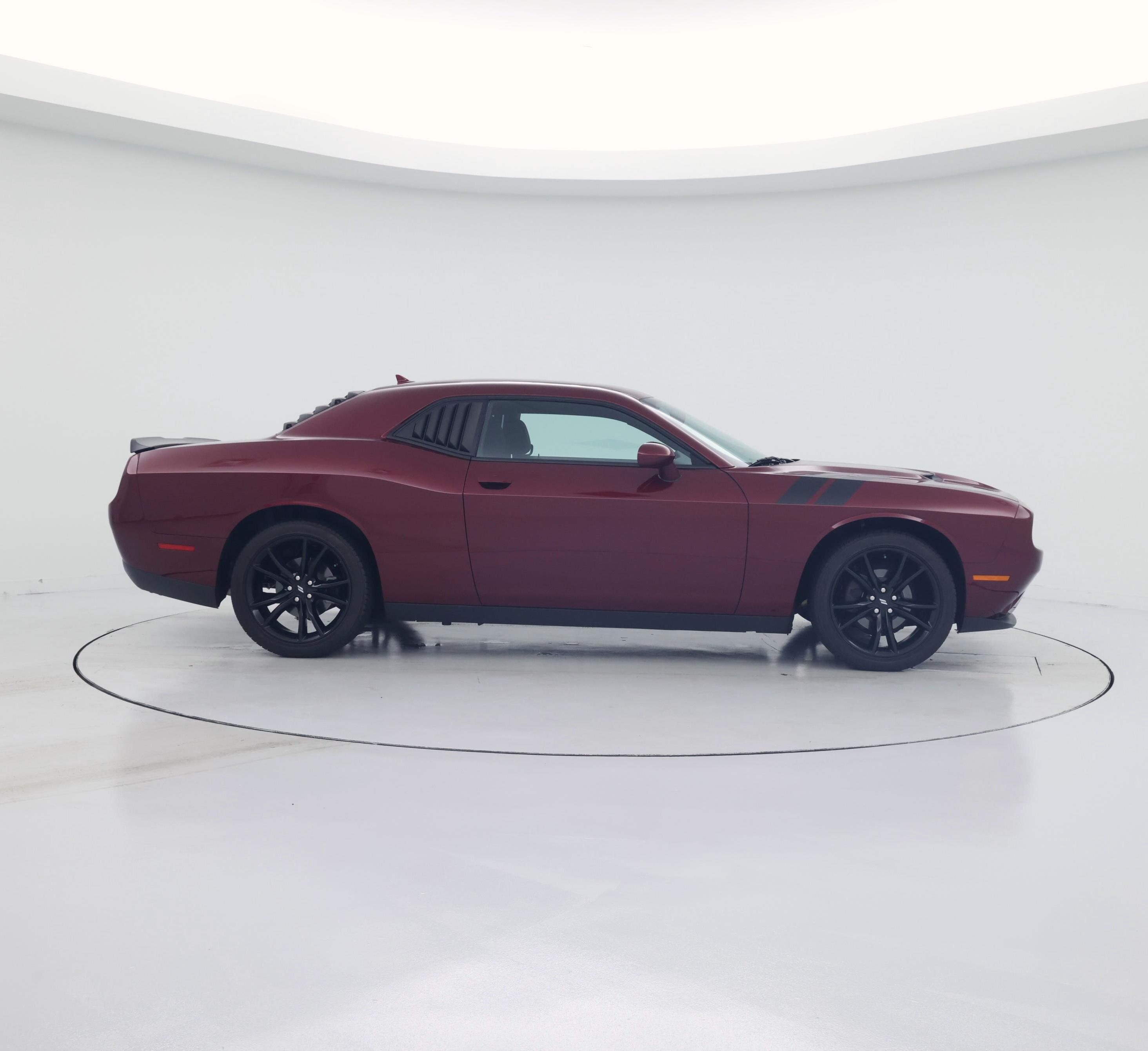 Thumbnail: 2017 Dodge Challenger - 7