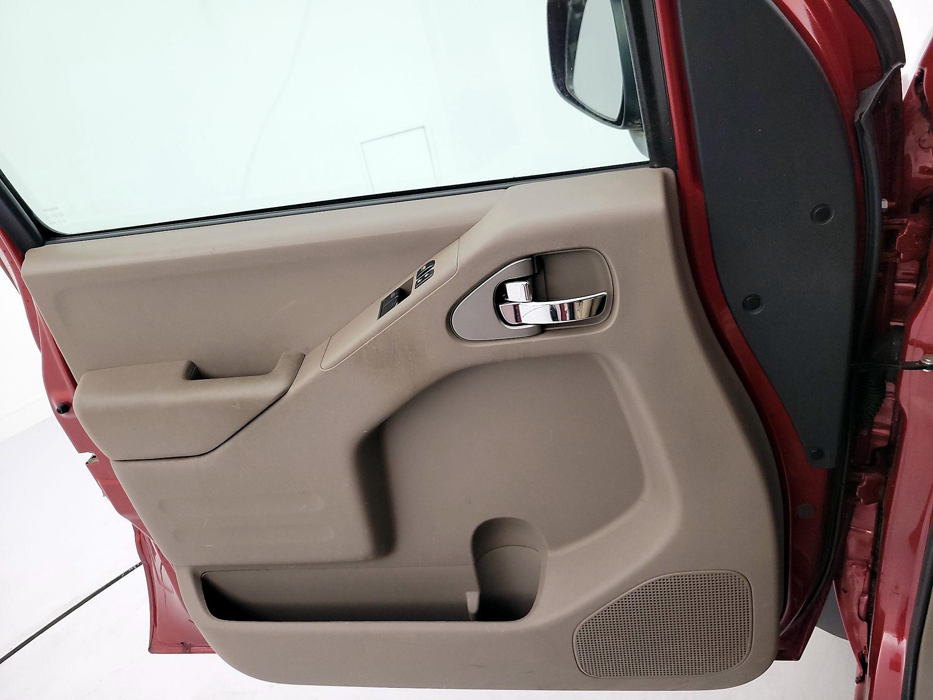 Thumbnail: 2017 Nissan Frontier - 12