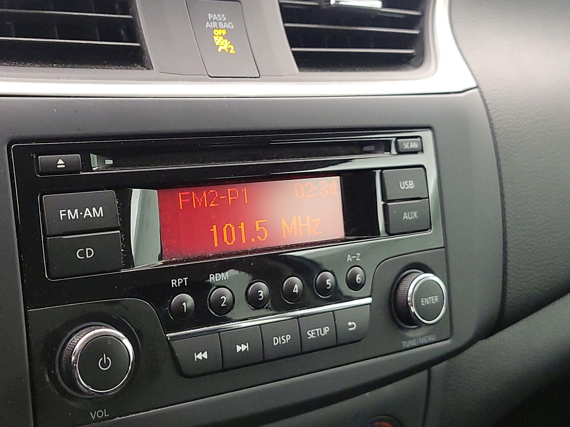 Thumbnail: 2017 Nissan Sentra - 14