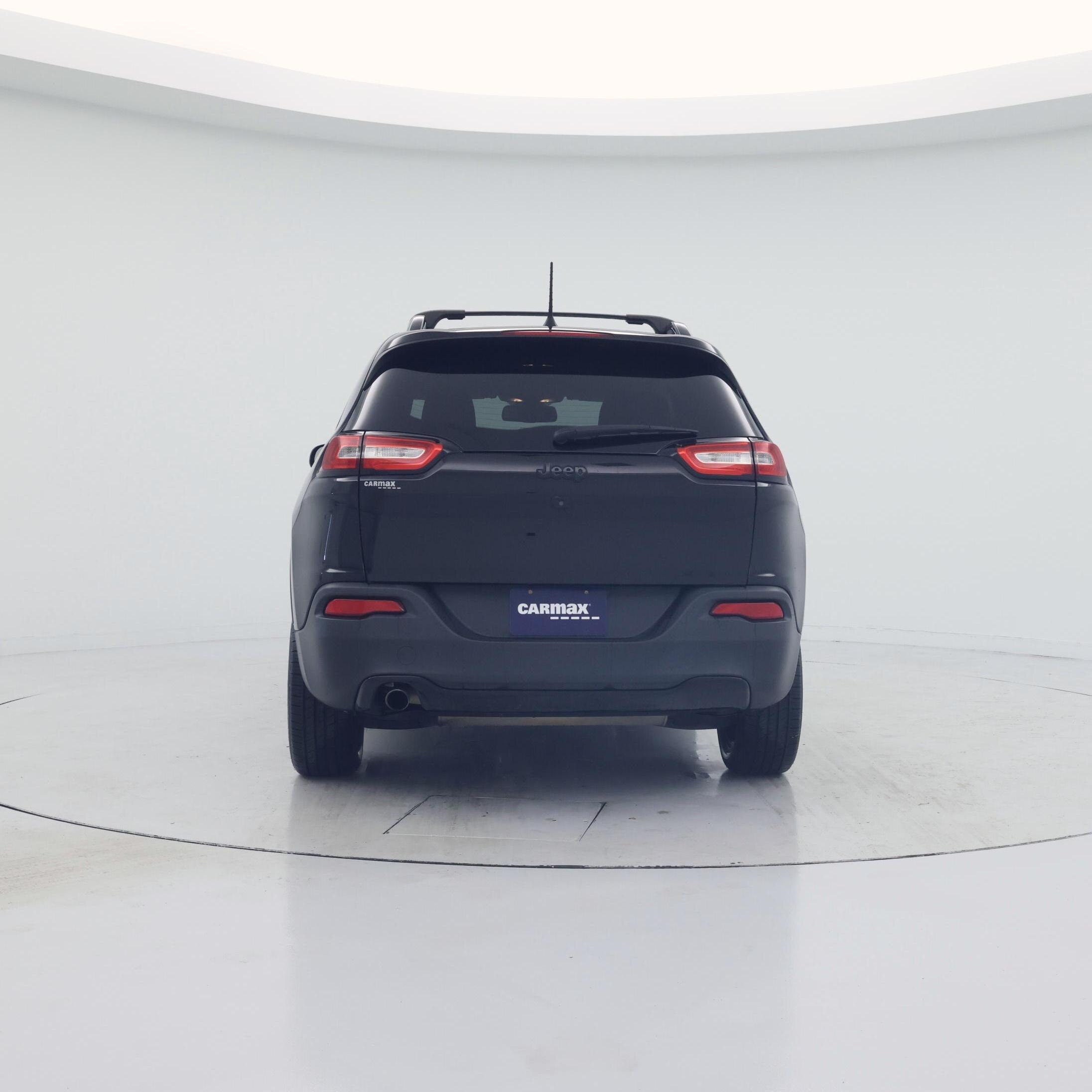 Thumbnail: 2018 Jeep Cherokee - 6