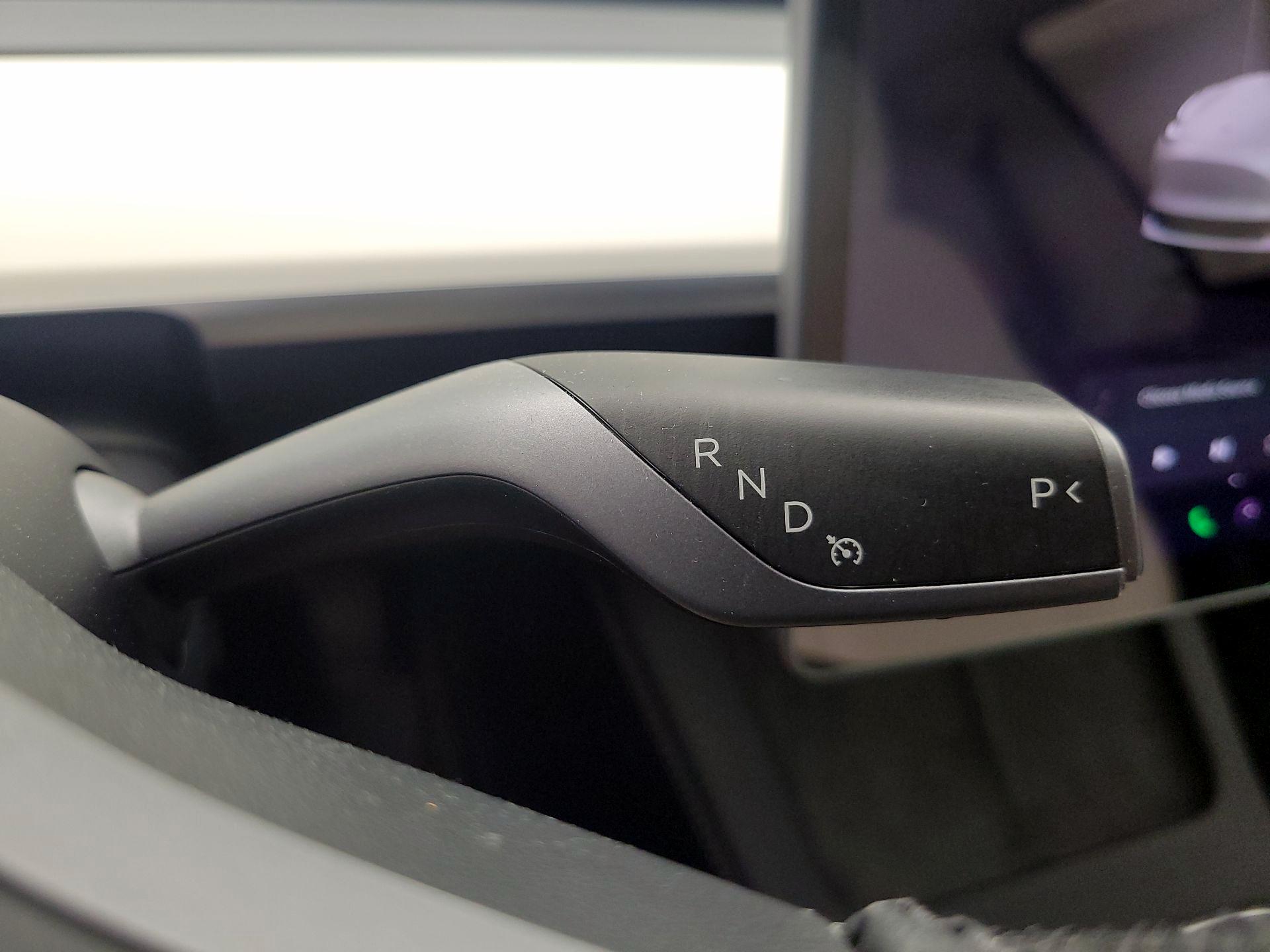 Thumbnail: 2023 Tesla Model 3 - 17