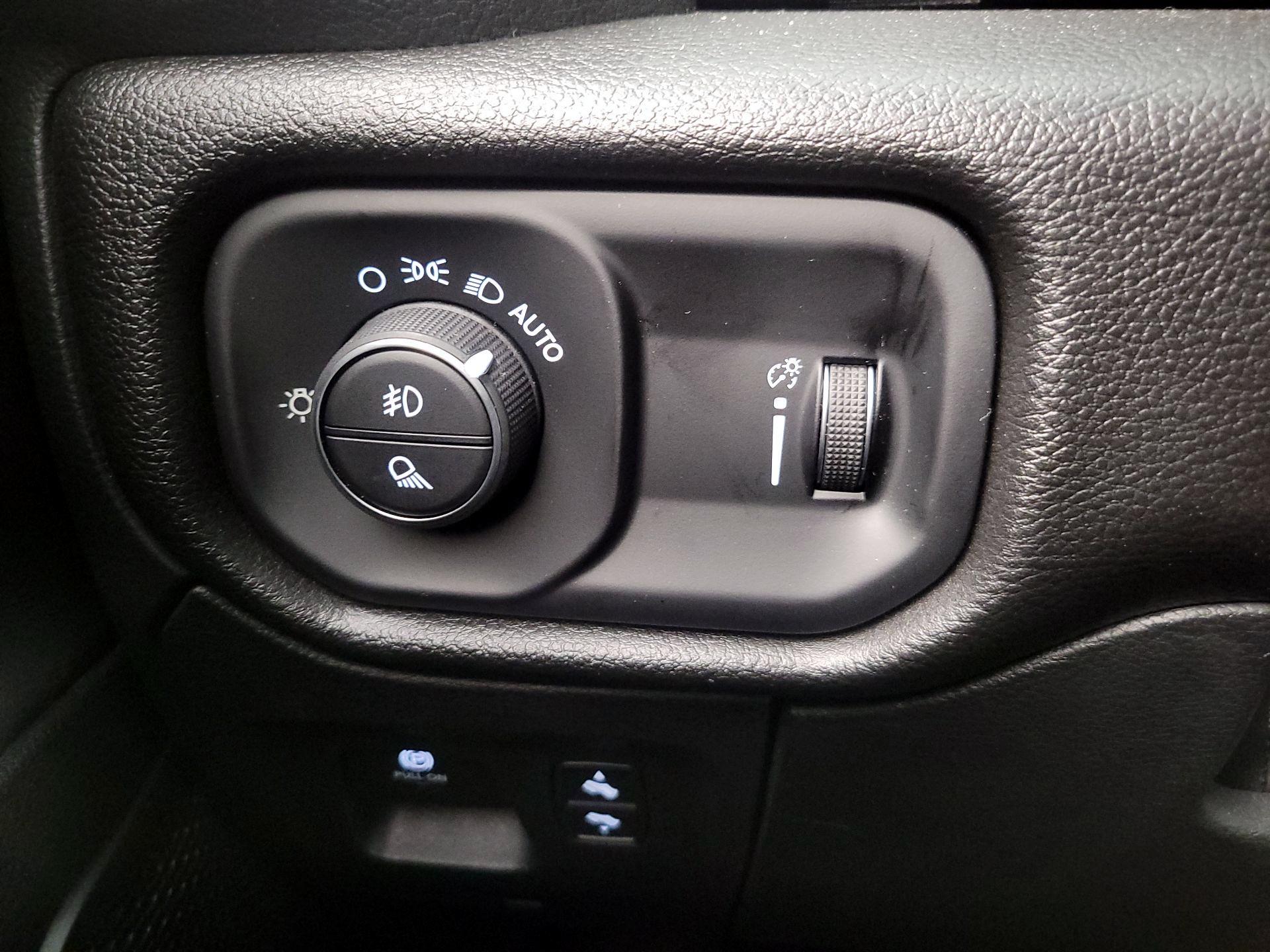 Thumbnail: 2024 RAM 1500 - 13