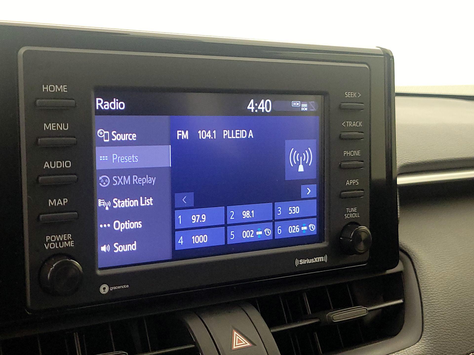 Thumbnail: 2022 Toyota RAV4 - 15