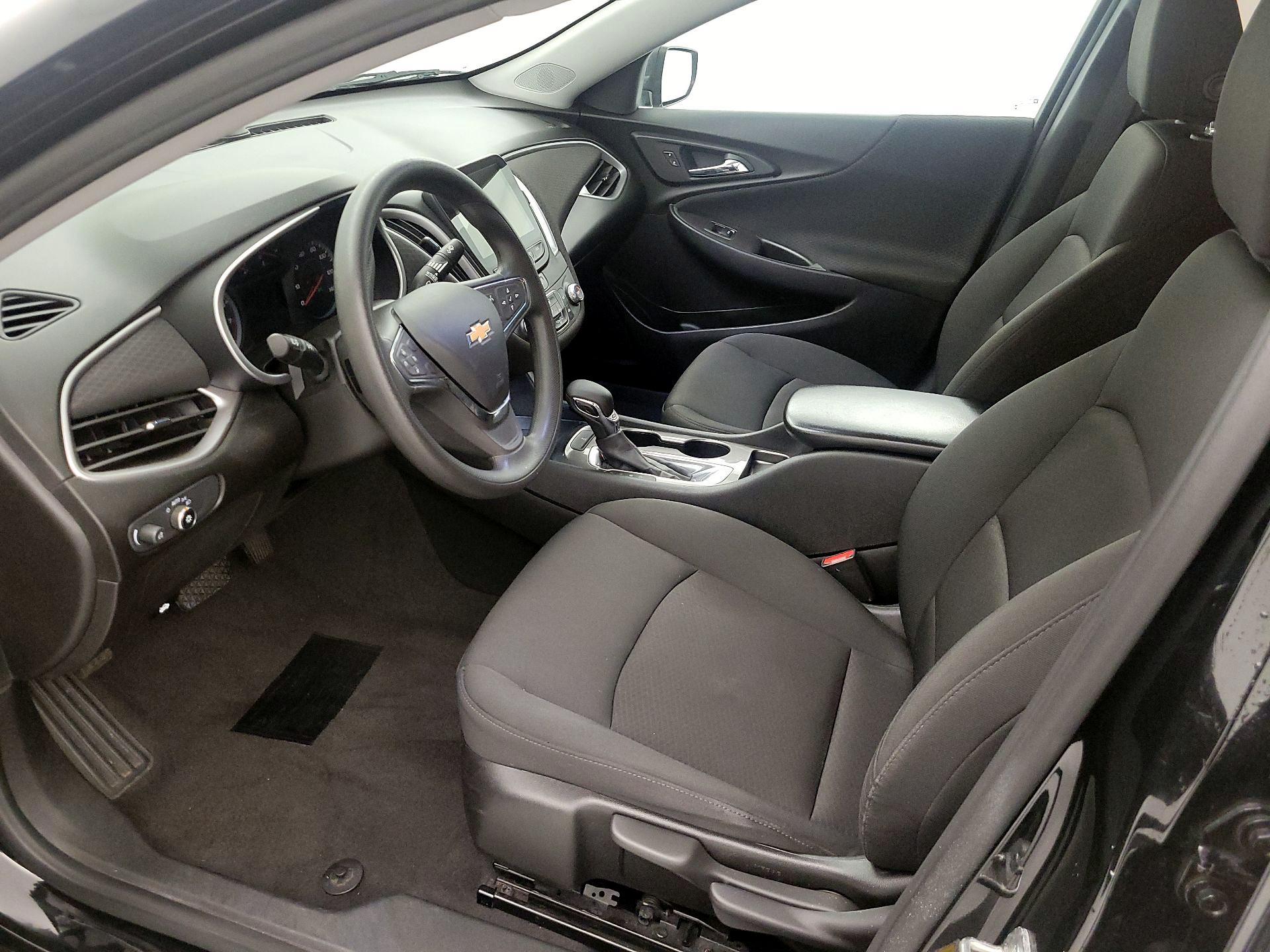 Thumbnail: 2021 Chevrolet Malibu - 11