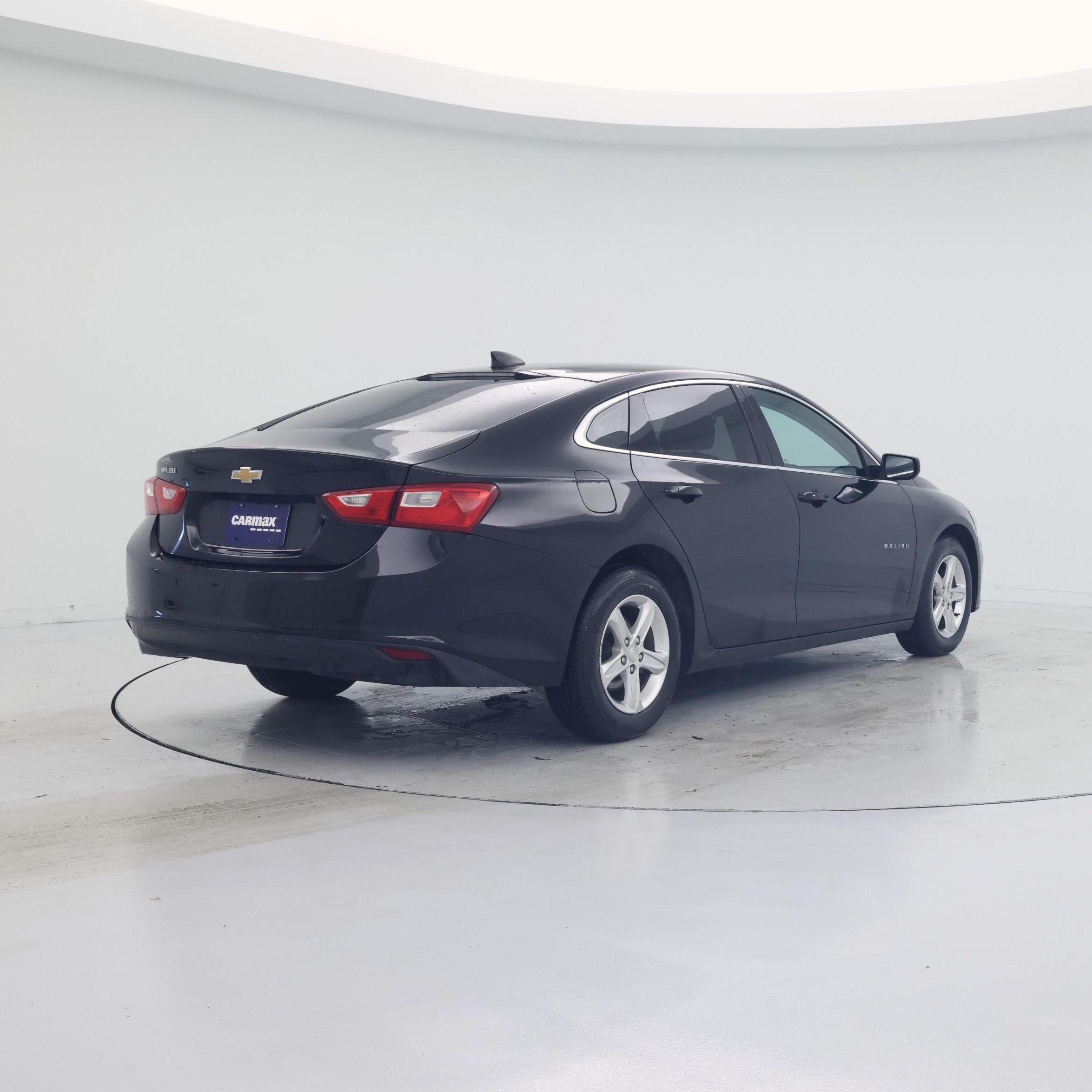 Thumbnail: 2021 Chevrolet Malibu - 8