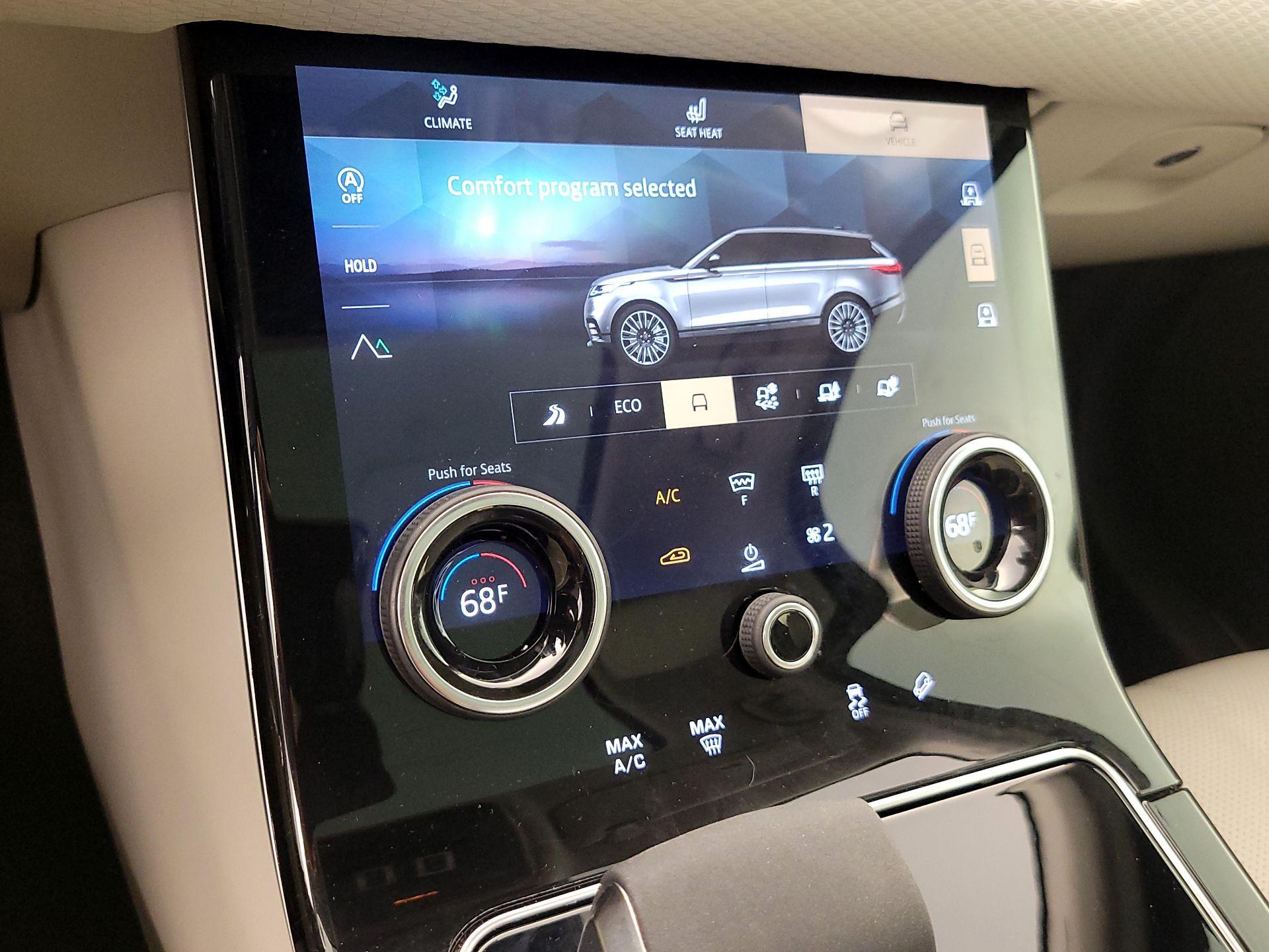 Thumbnail: 2021 Land Rover Range Rover Velar - 17