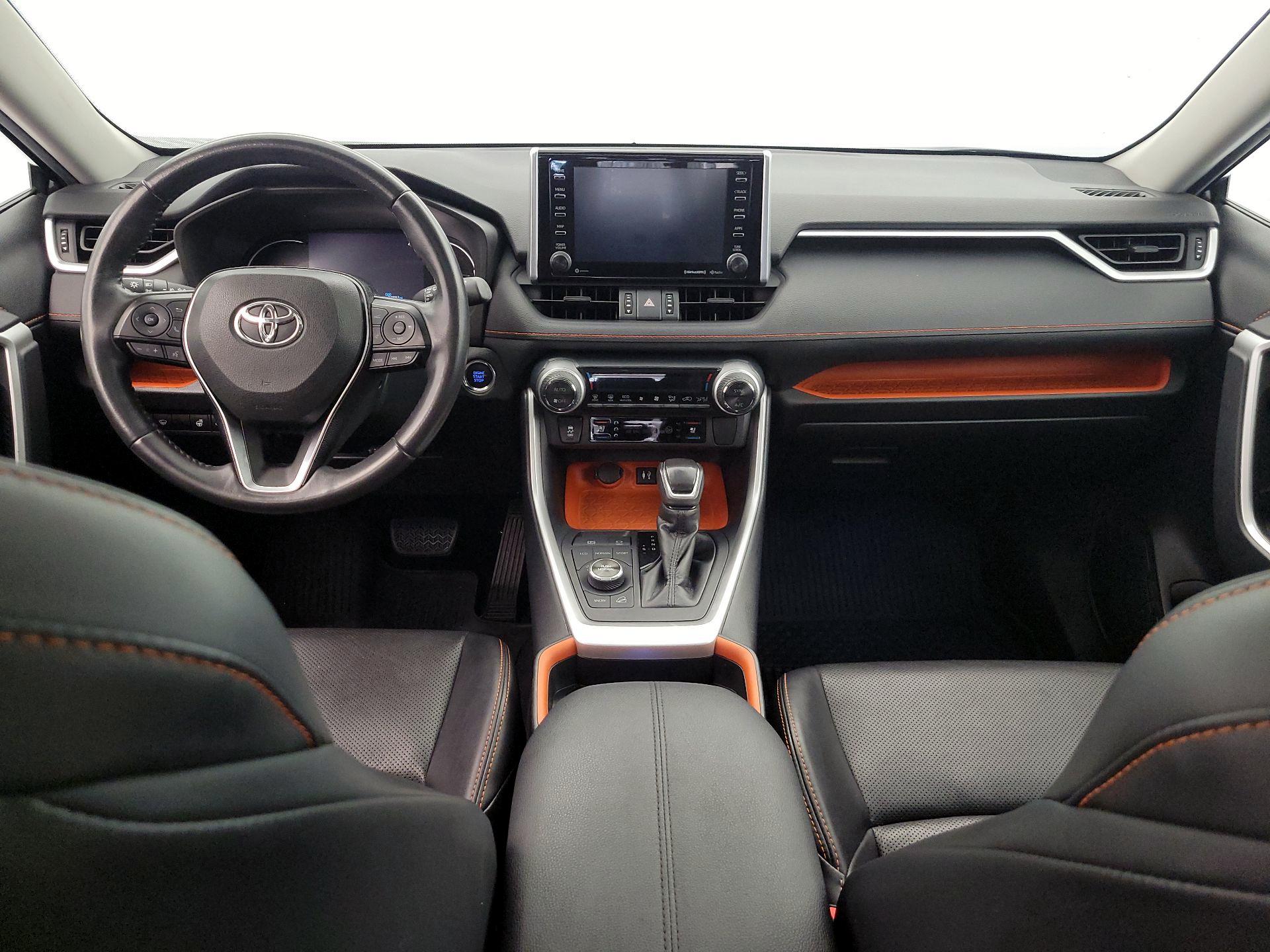 Thumbnail: 2019 Toyota RAV4 - 9