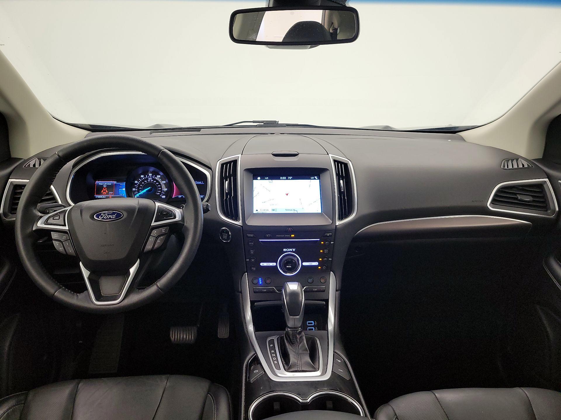 Thumbnail: 2016 Ford Edge - 9