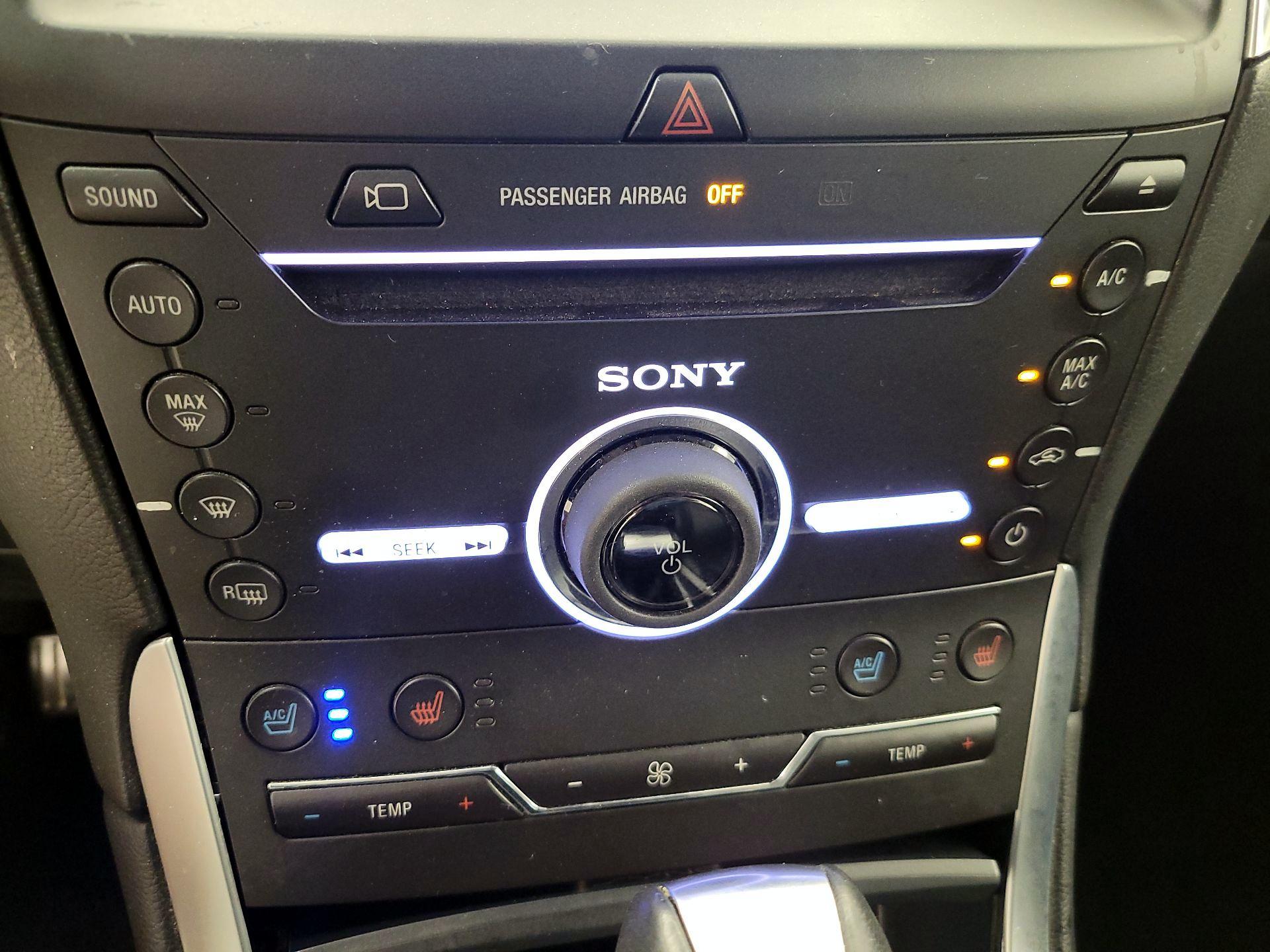 Thumbnail: 2016 Ford Edge - 17